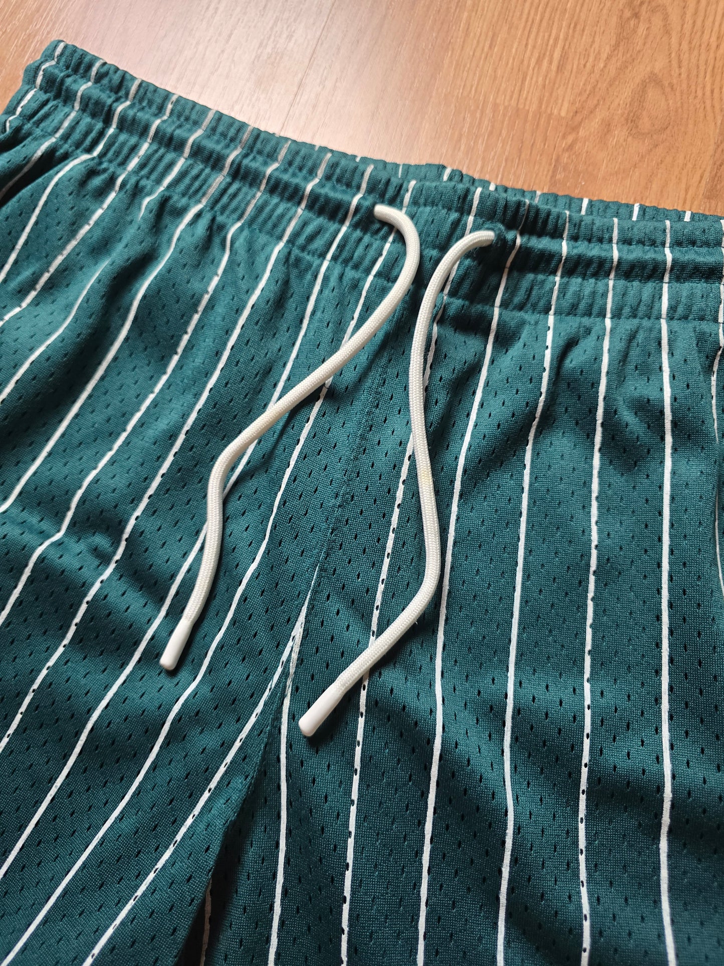 Aime Leon Dore Stiped Court Mesh Basketball Shorts (M)
