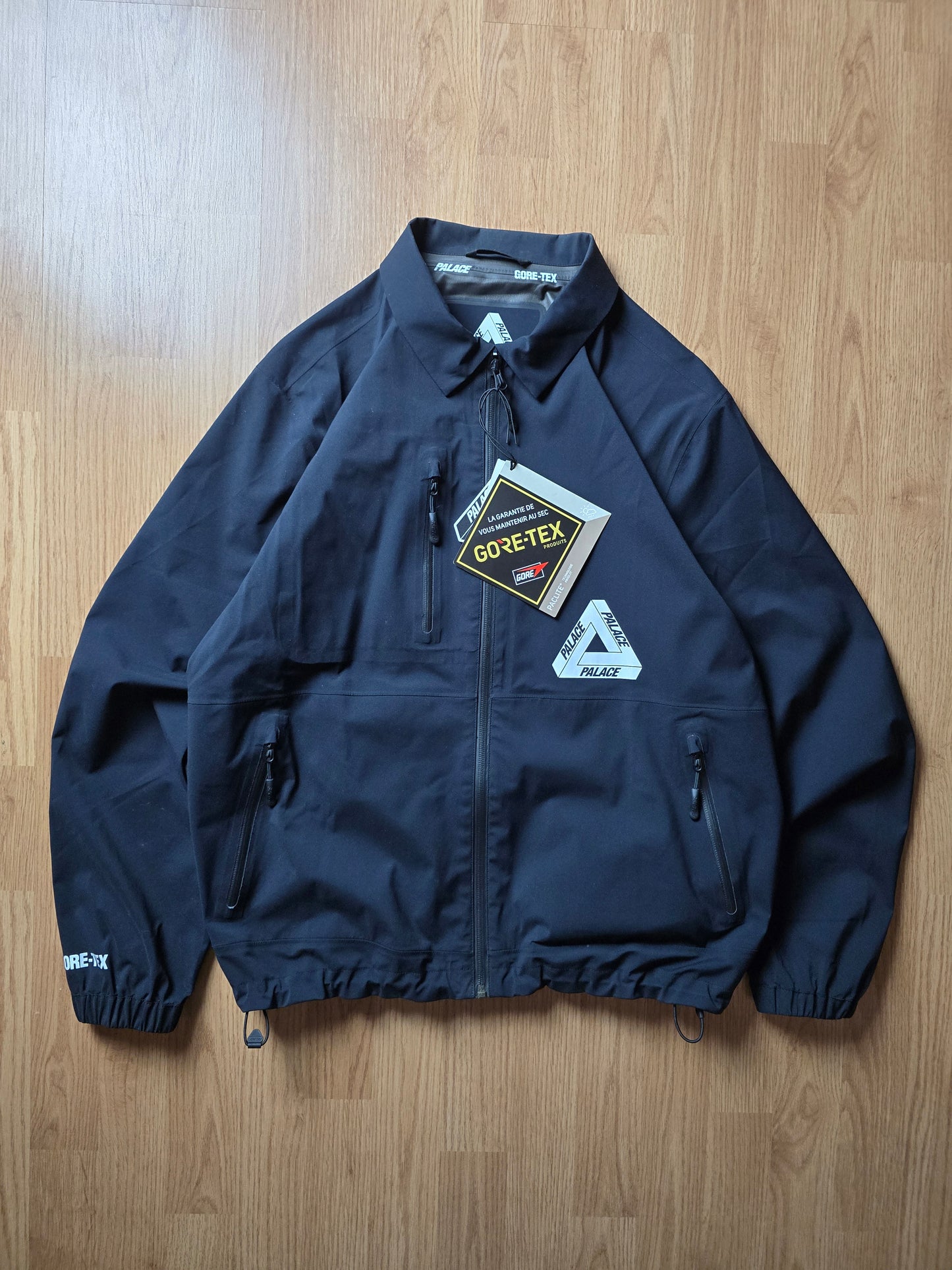 Palace Gore-tex Paclite Coach Jacket (M)