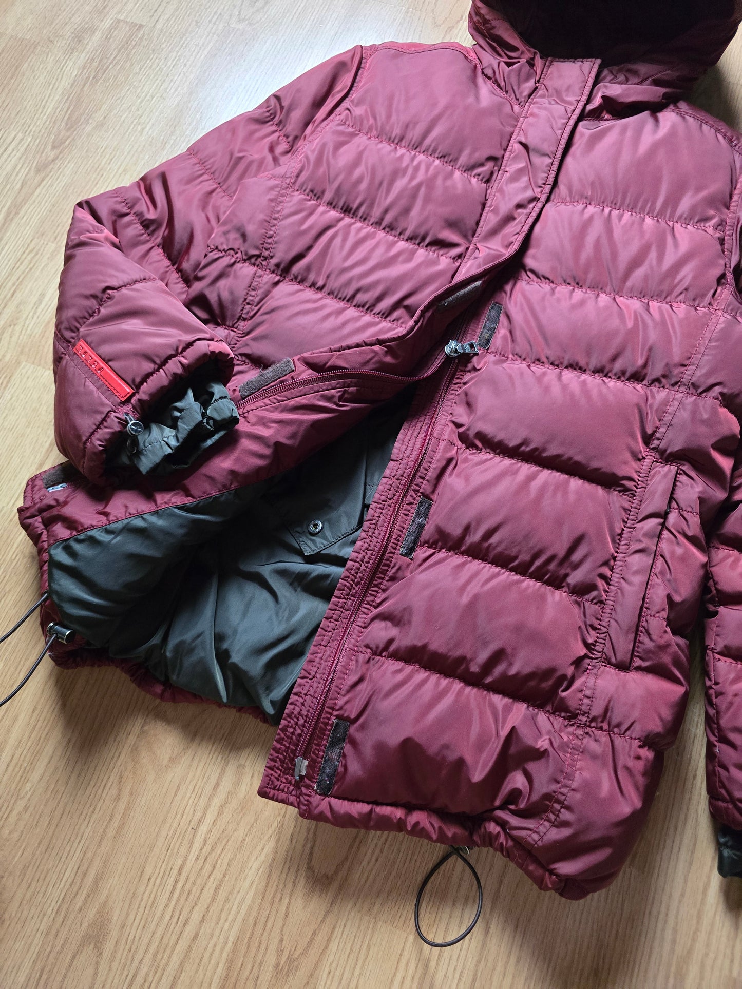 00s Prada Sport Nylon Shimmer Down Technical Toggle Puffer Jacket (S)