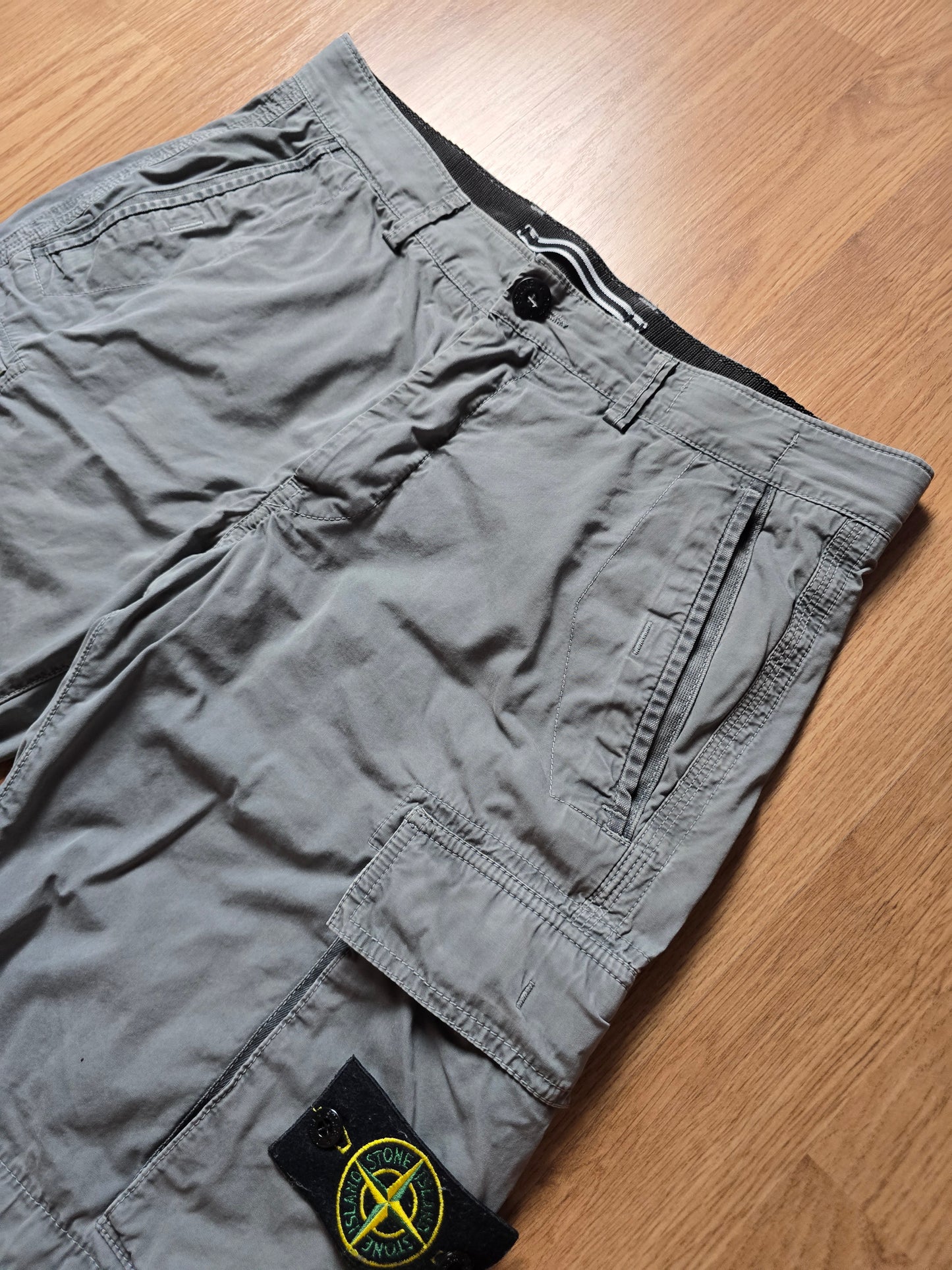Stone Island Bermuda Cargo Shorts (W32)