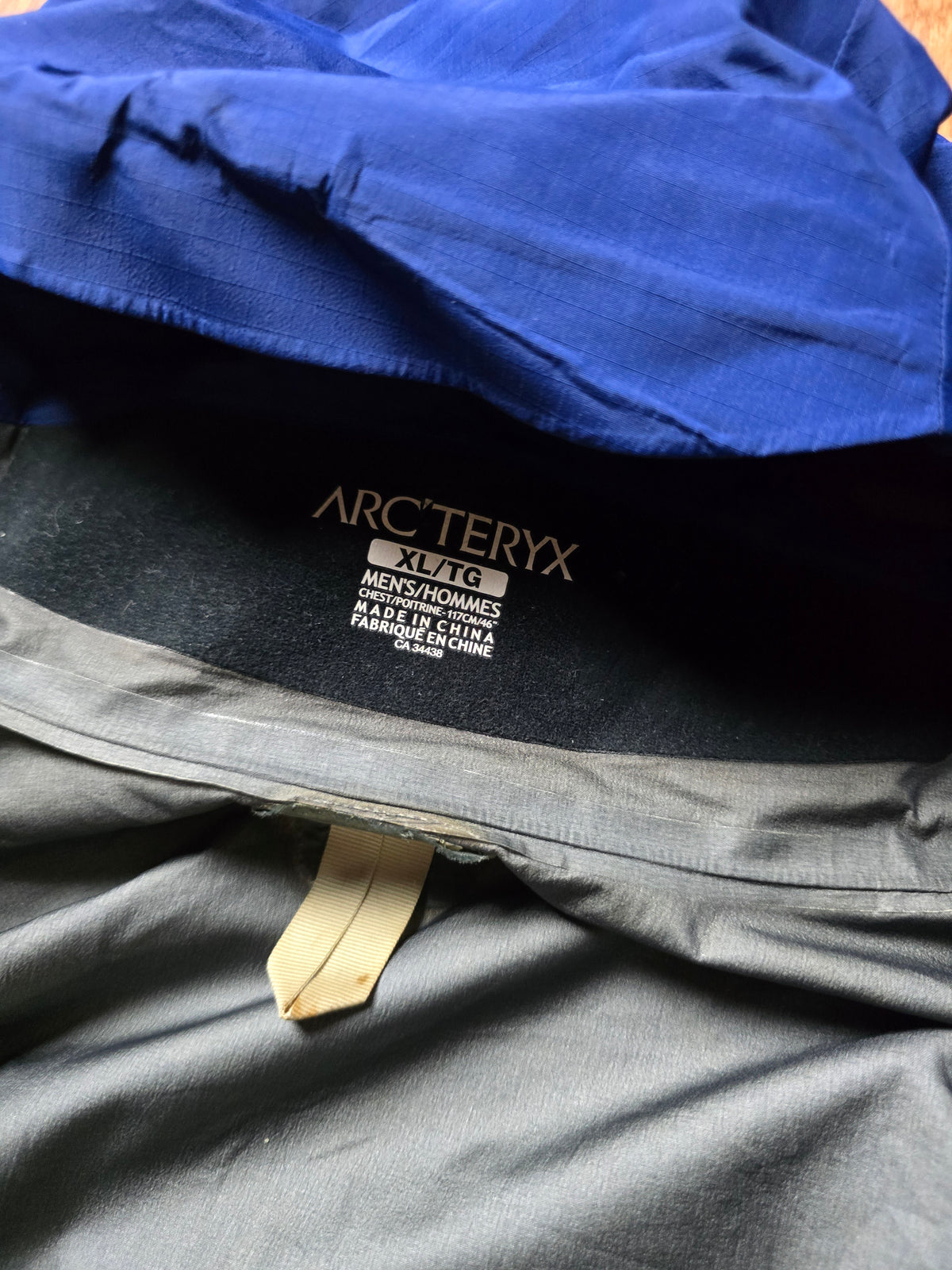 Arc'teryx Beta SL Gore-tex Jacket (XL)