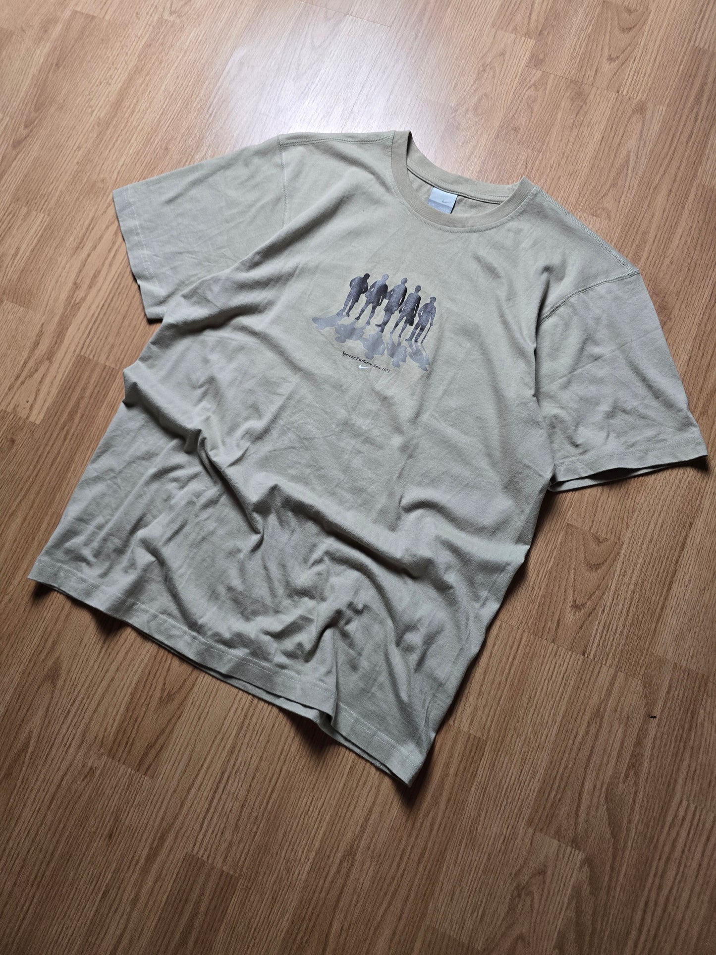 Vintage Nike Sporting Essentials Tee (L)
