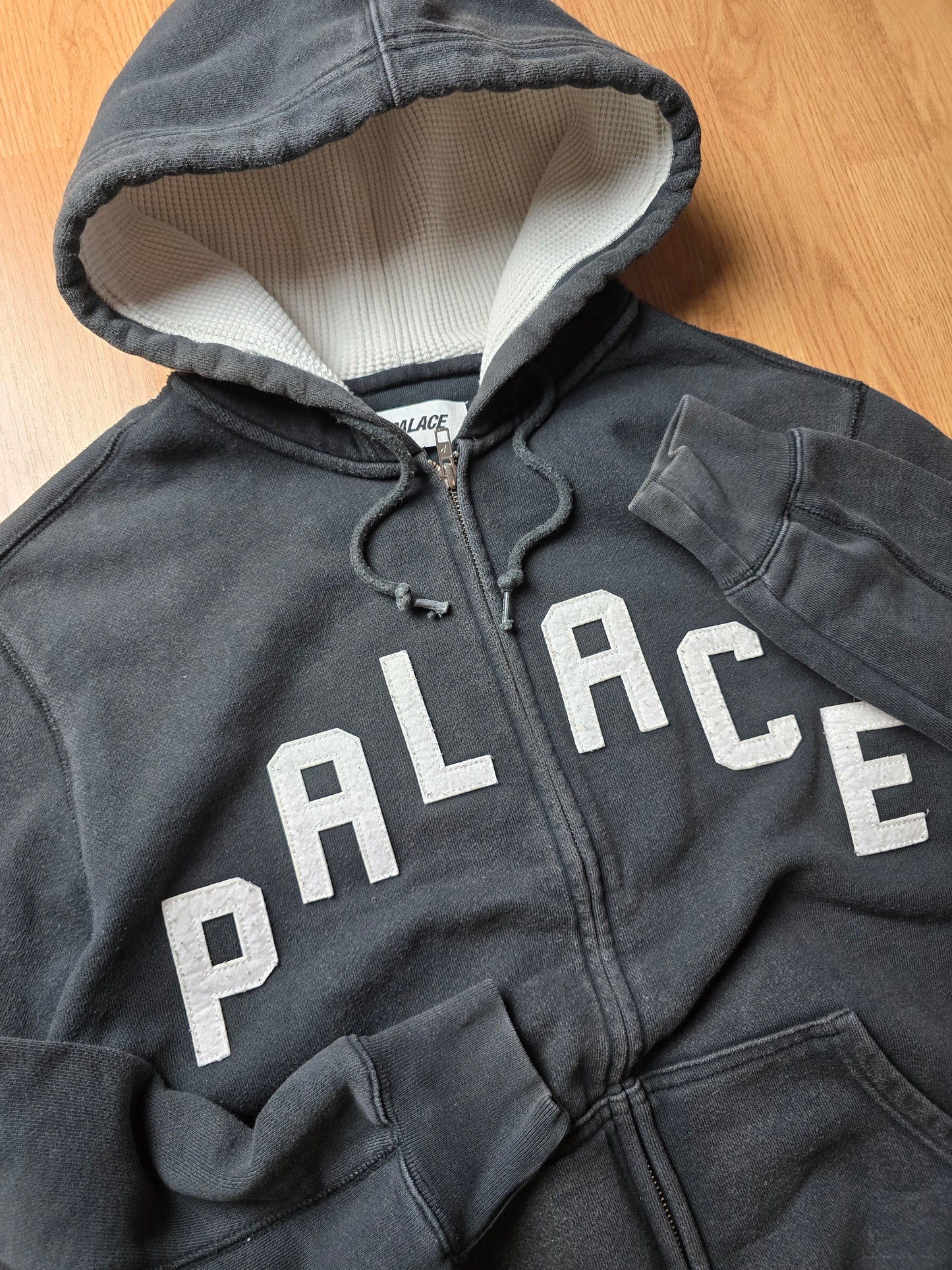 Palace 'Alas' Zip Up Hoodie (M)