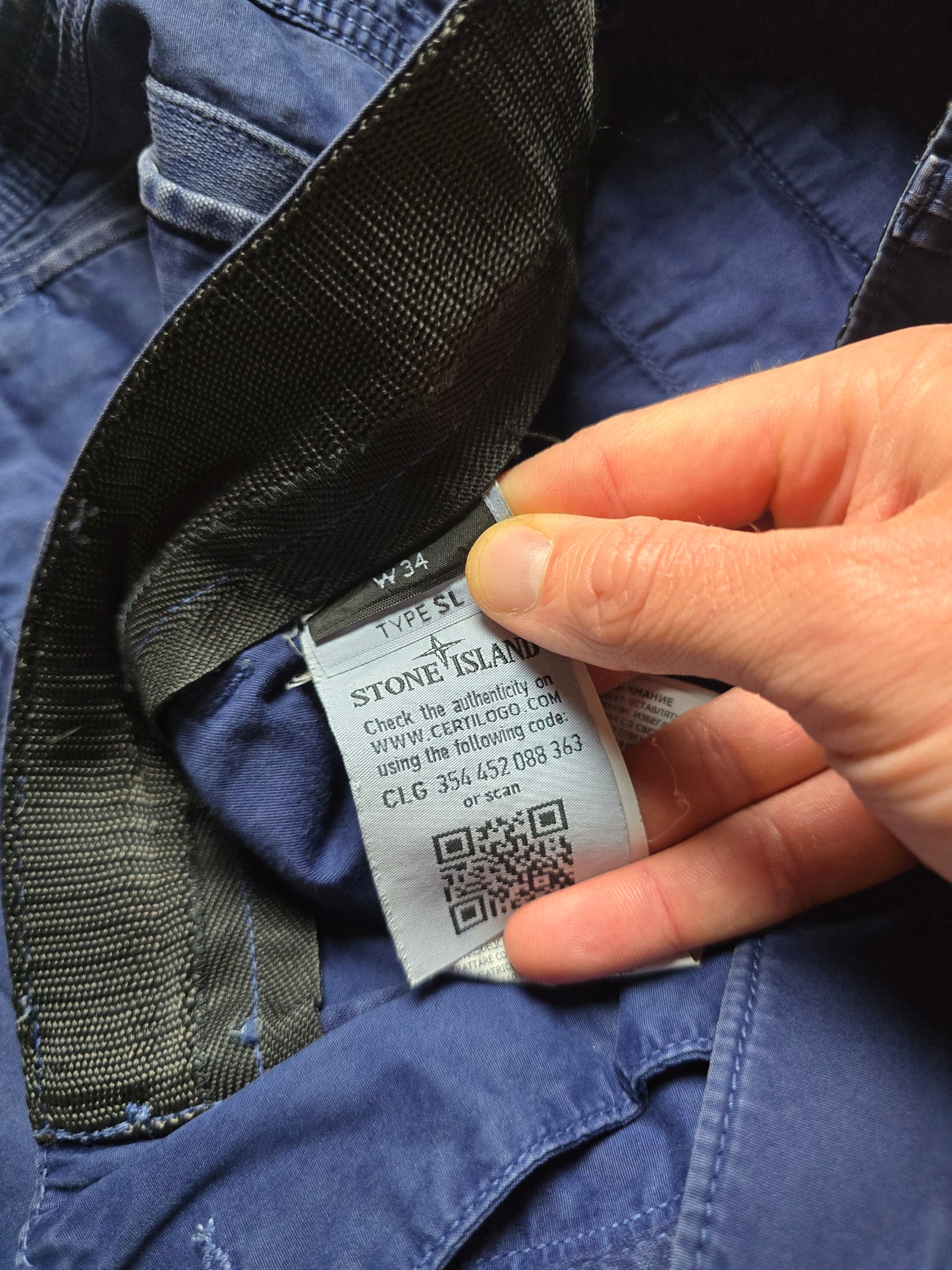 Stone Island Bermuda Cargo Shorts (W34)