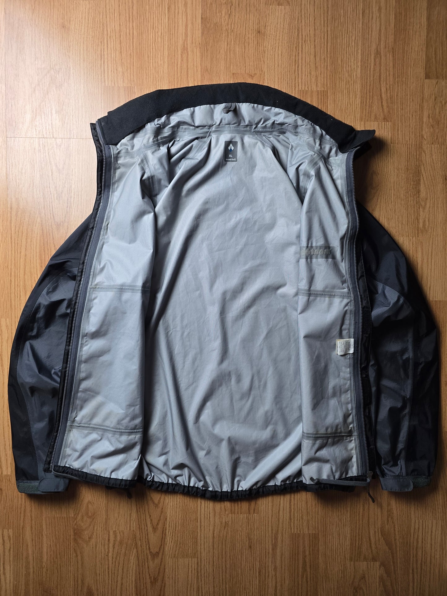 Montbell Taped Seam Waterproof 2-Tone Jacket (XL)