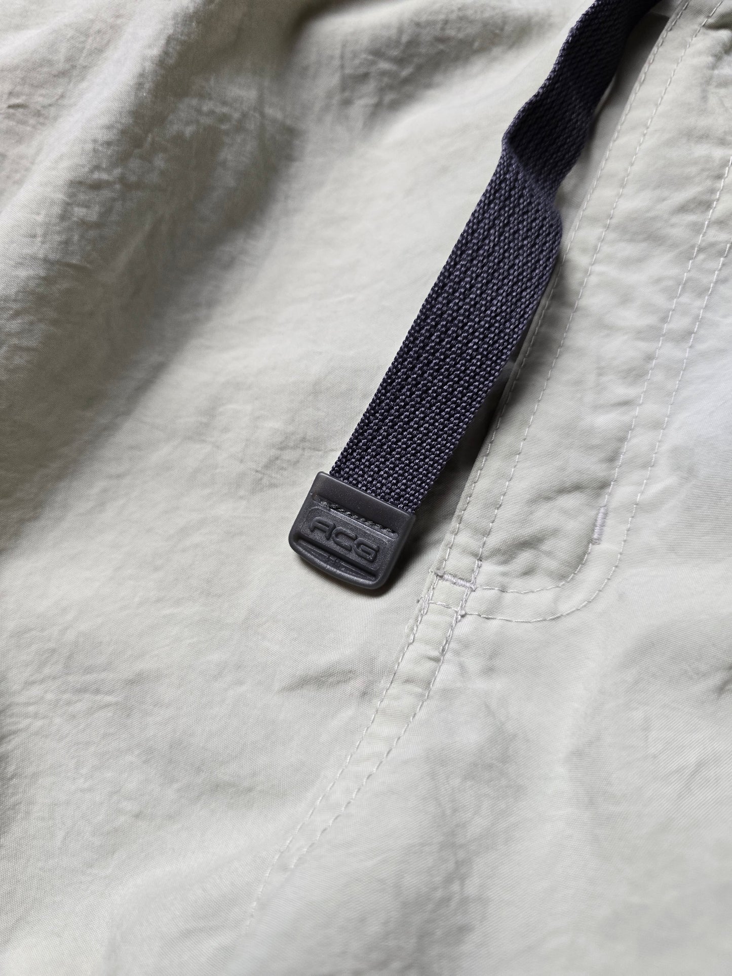 00s Nike ACG Lightweight Technical Belted Cargo Pants (32x32)