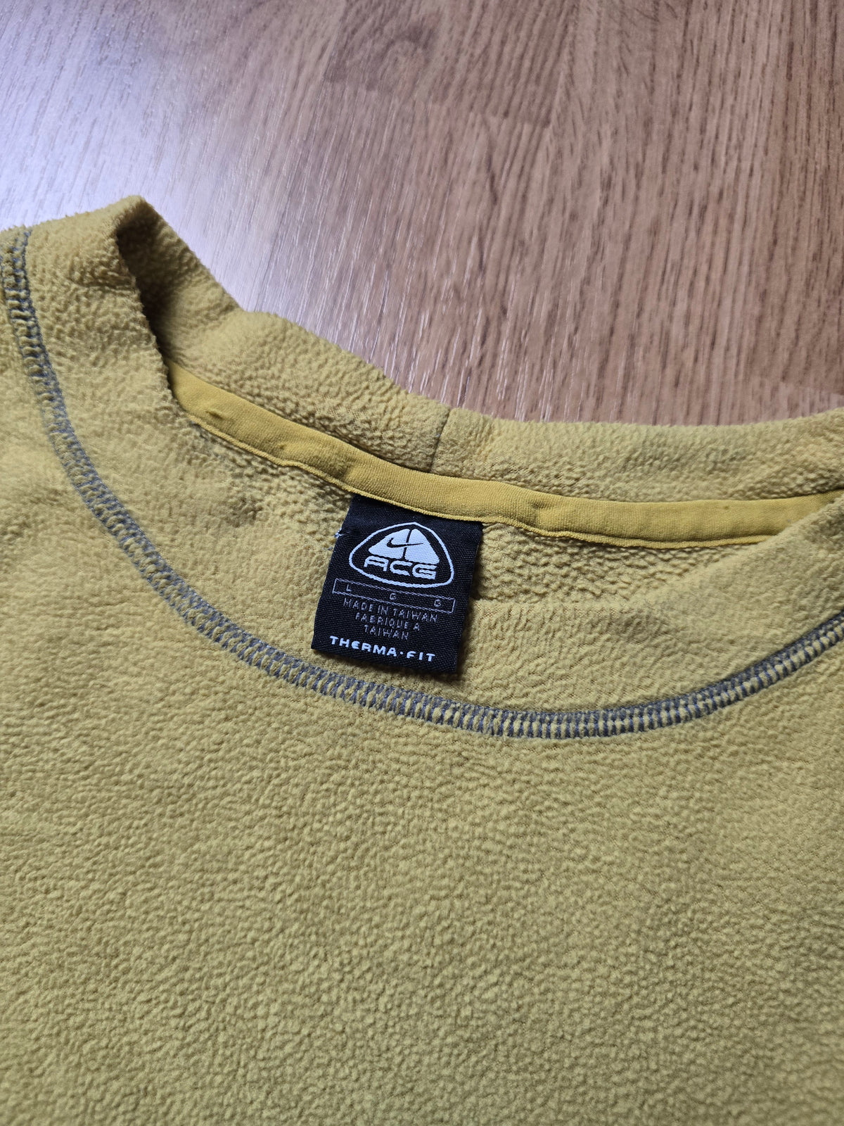 Vintage Nike ACG Therma-Fit Fleece Crewneck Jumper (L)