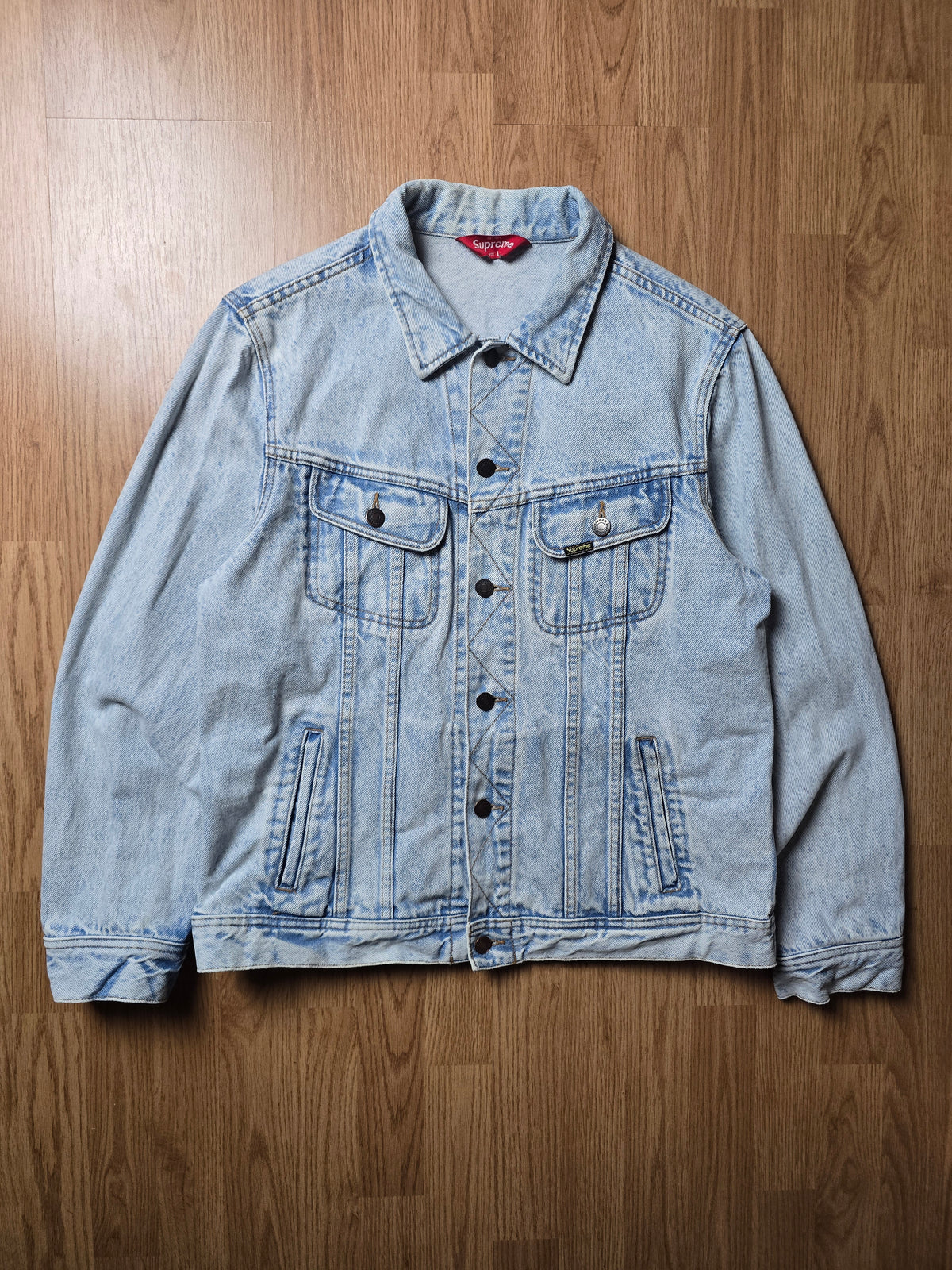 Supreme USA Denim Trucker Jacket (M/L)