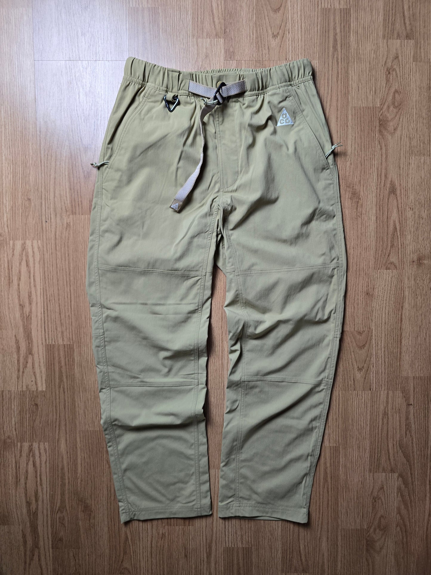 Nike ACG Lightweight Technical Belted Shell Pants (30x30)
