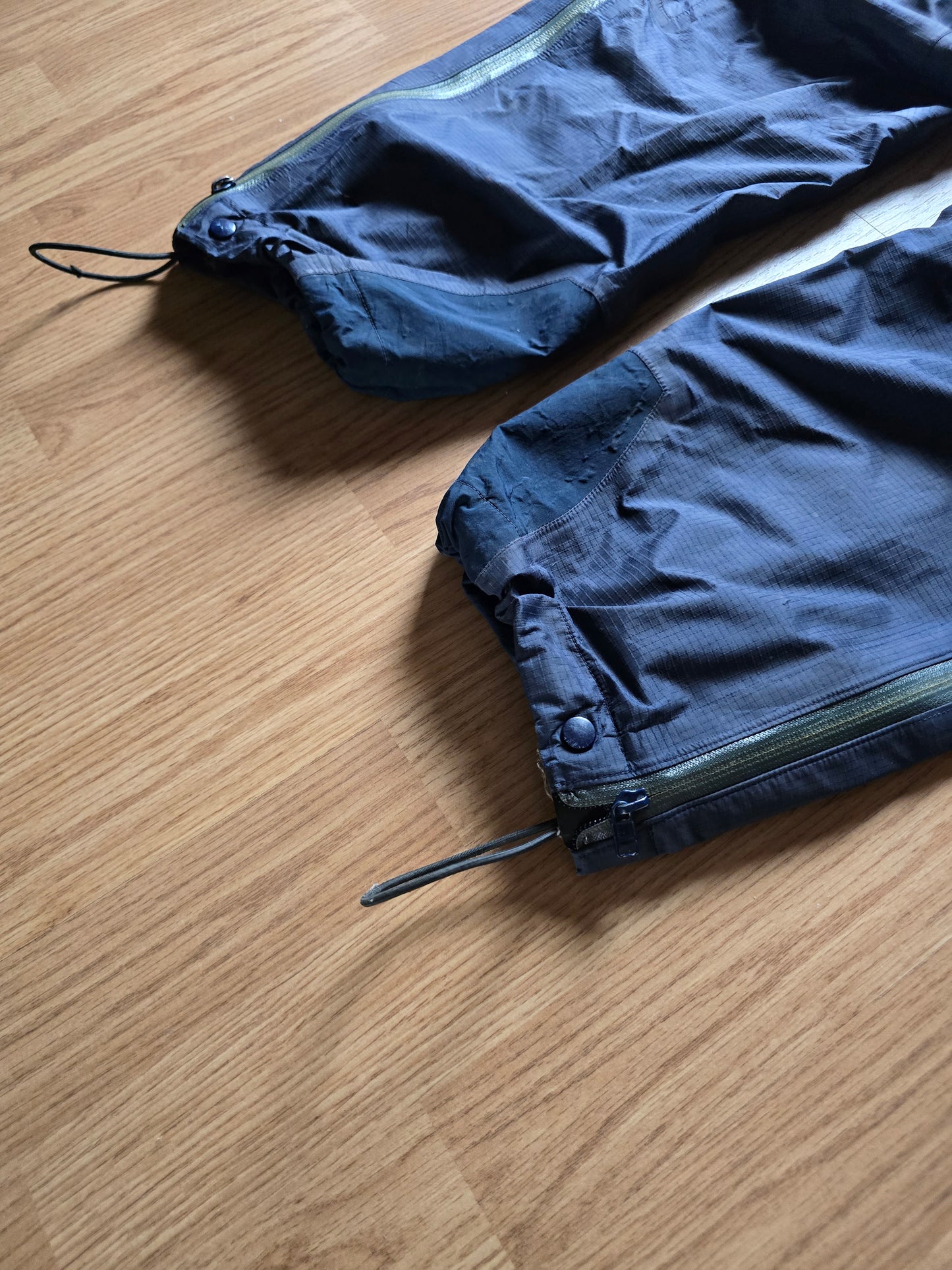 Rare Arc'teryx "SAMPLE" 1998 Gore-Tex Shell Pants (XL)