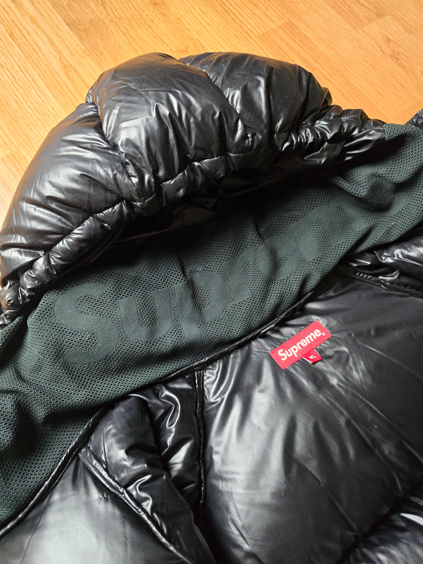 Supreme FW20 Down Hooded Puffer Jacket (XL)