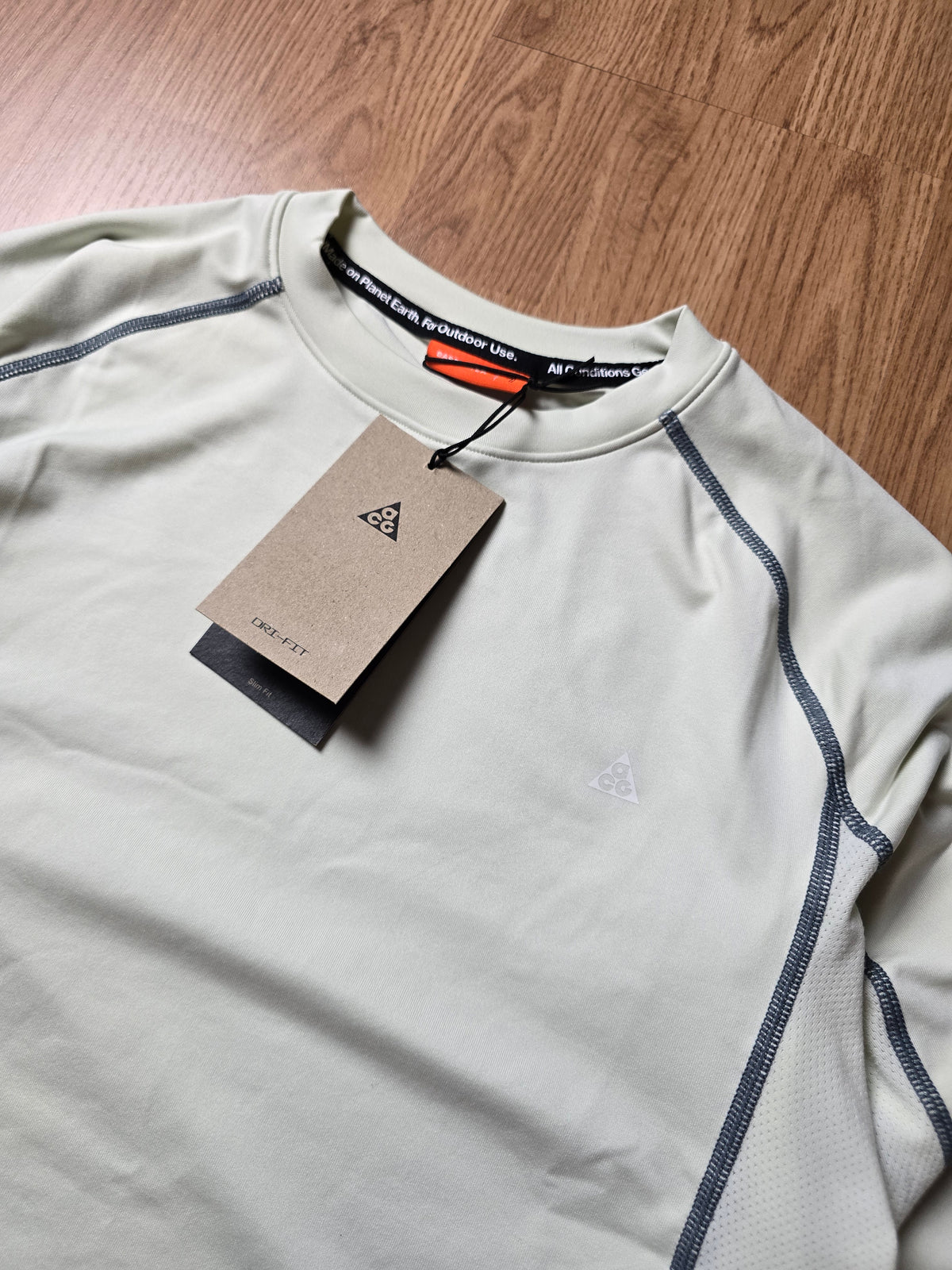 Nike ACG "Wildsee" Dri-Fit Longsleve Base Layer Top BNWT (S)