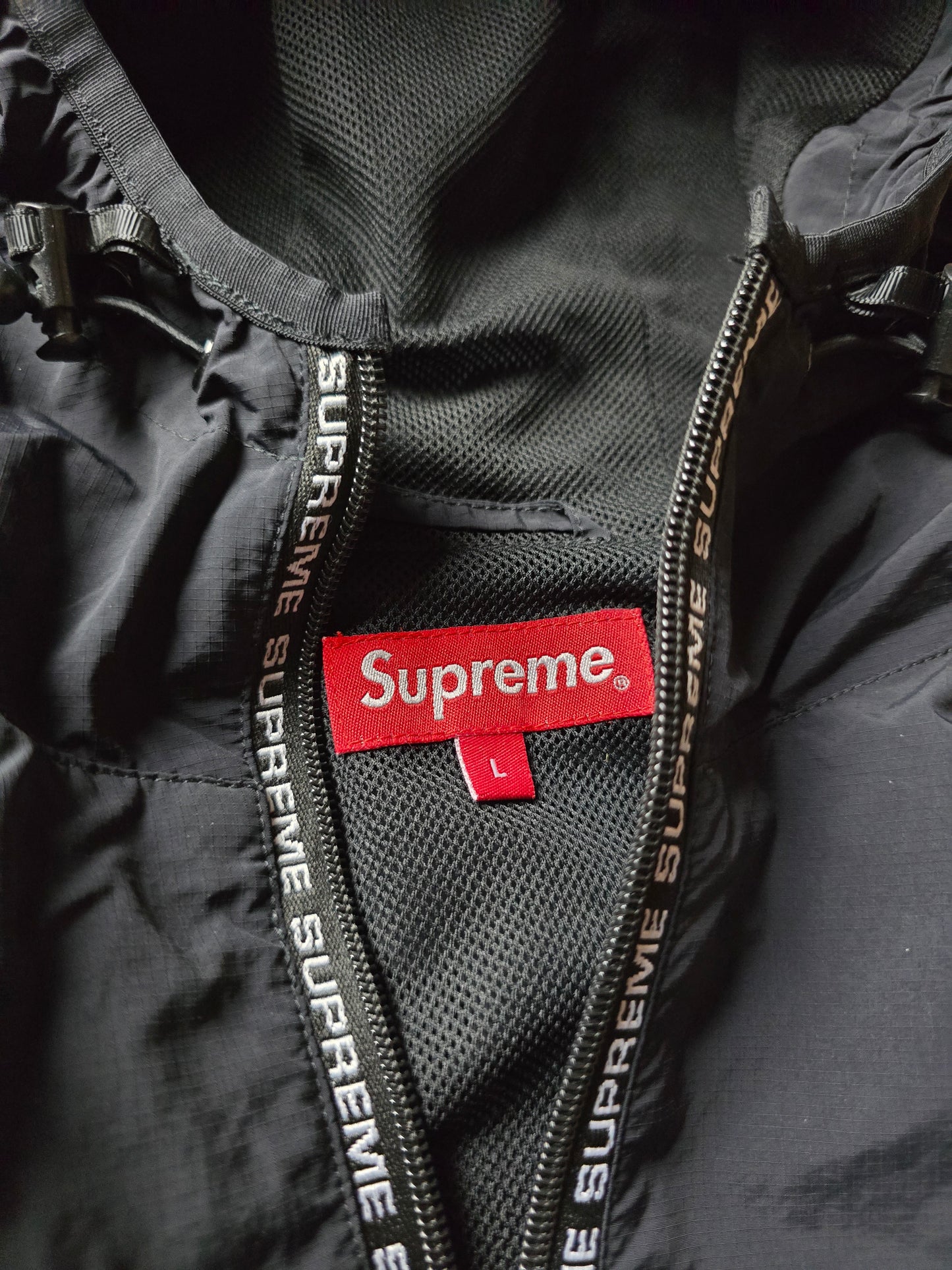 Supreme Nylon Ripstop Reflective Hooded Pullover Jacket (L)
