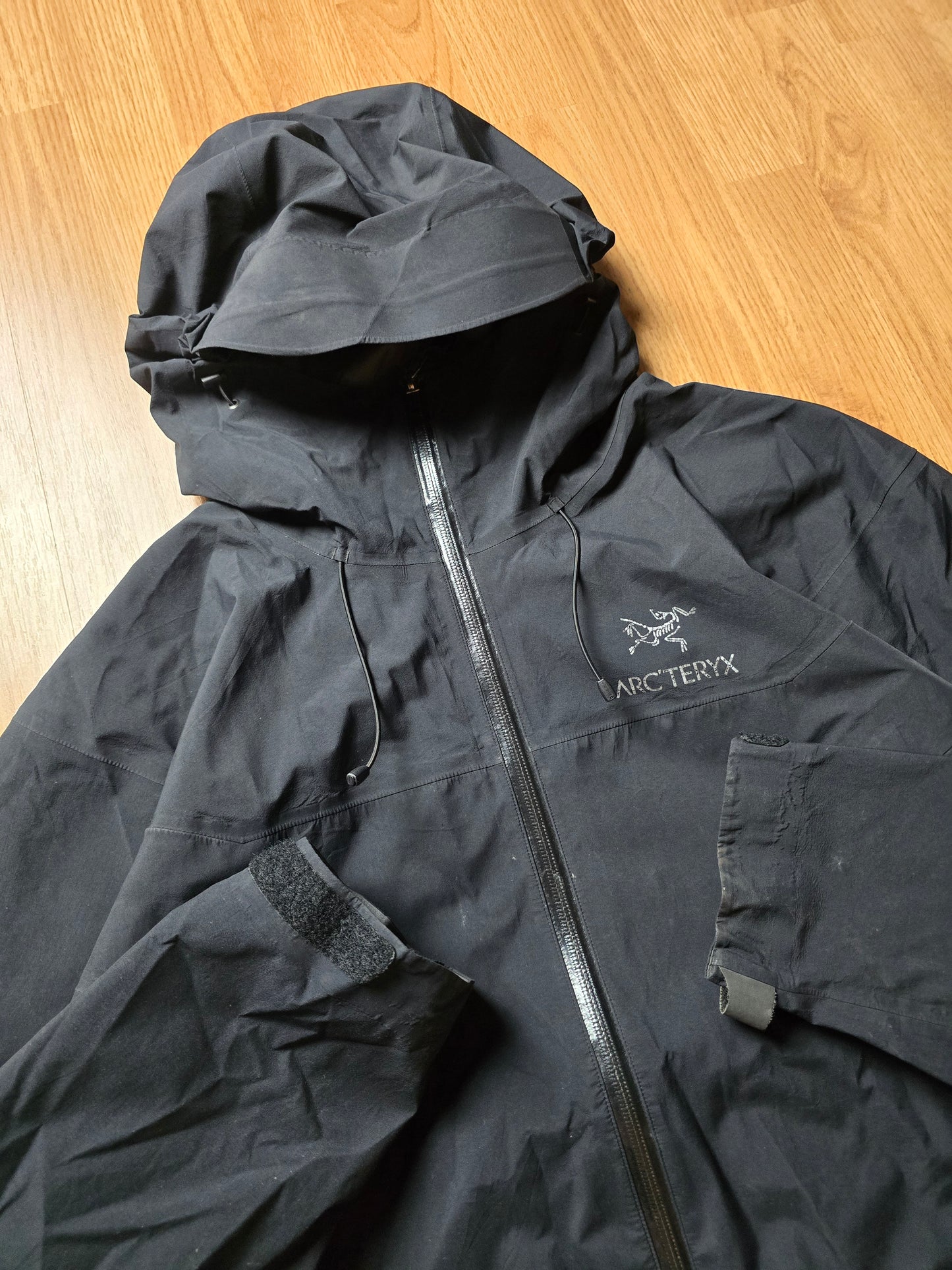 Arc'teryx 2015 Beta SL Gore-tex Jacket (L)