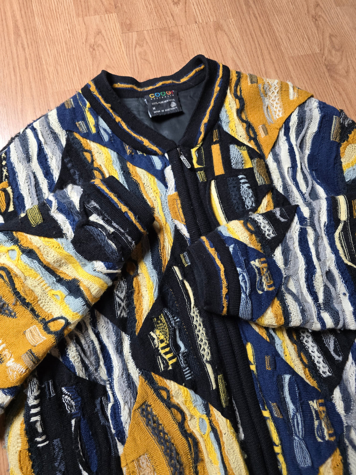 80-90s Coogi 3D Wool Knit Zip Bomber Jacket (M)