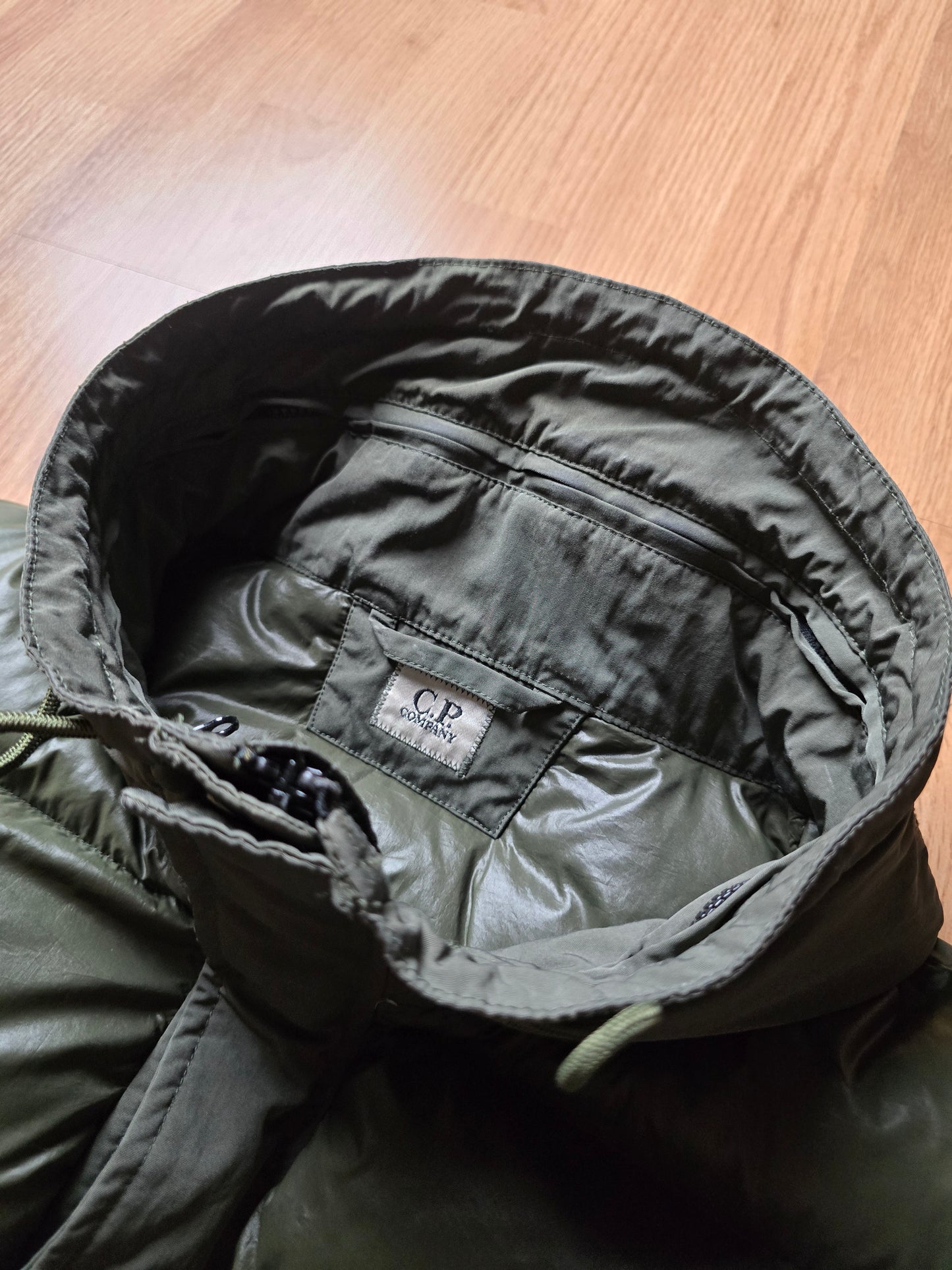 C.P. Company DD Shell Goggle Down Puffer Jacket (M)