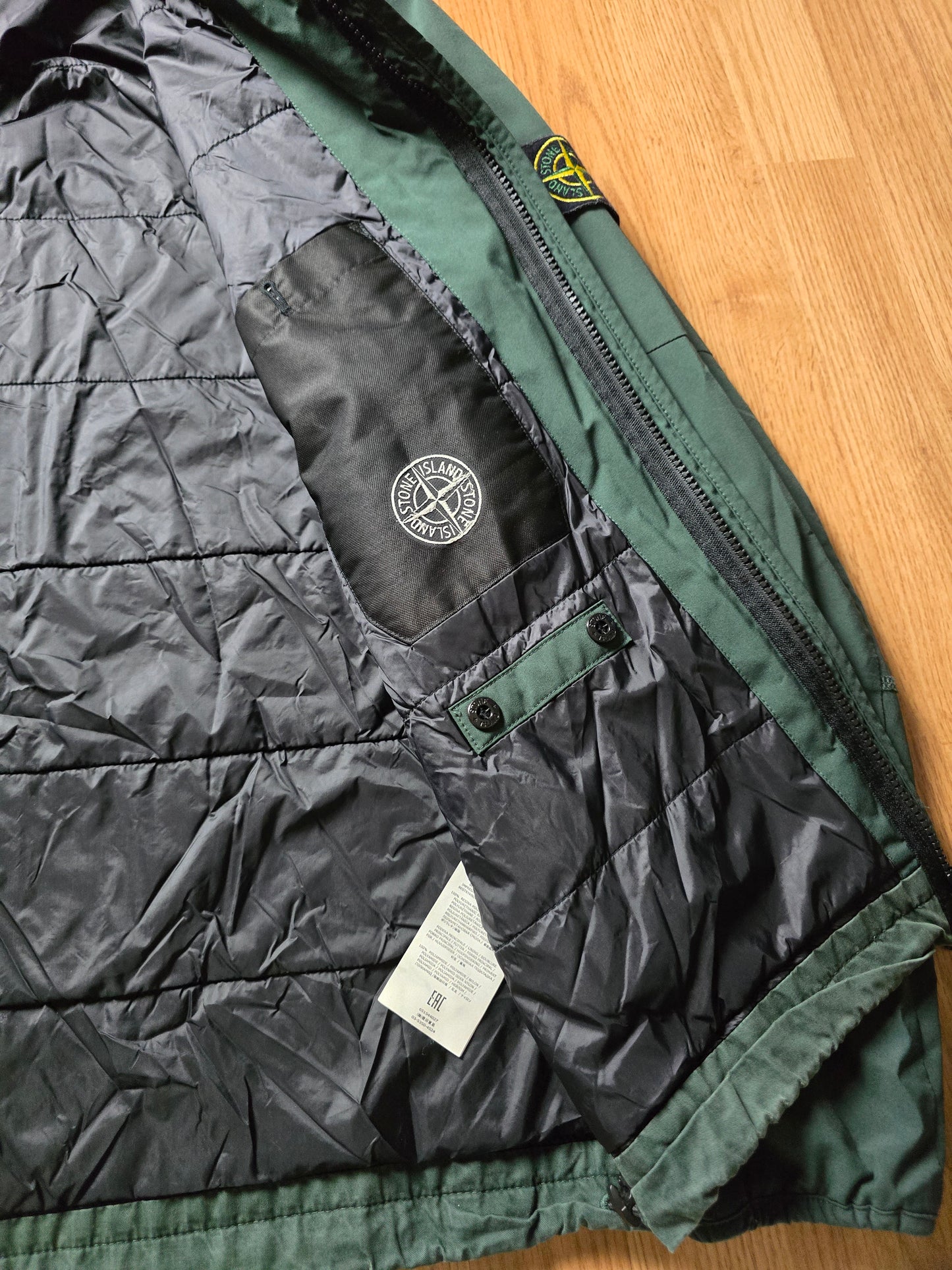 Stone Island Primaloft Insulated Soft Shell-R Jacket (L)
