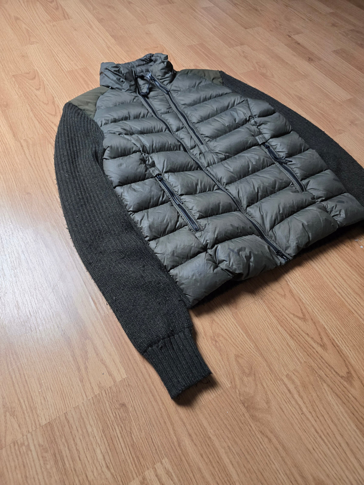 C.P. Company D.D Shell Hybrid Knit Puffer Jacket (S)