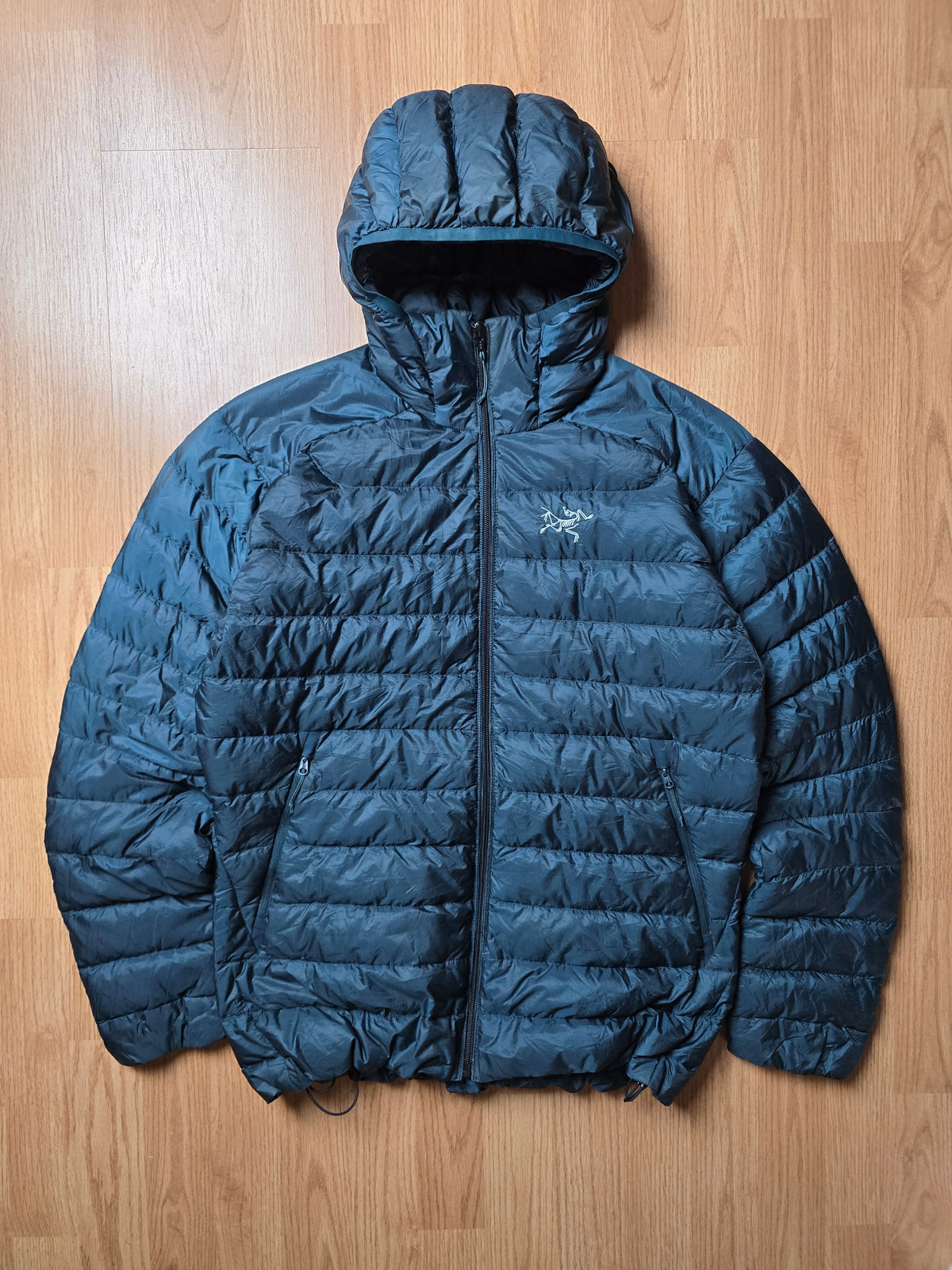 Arc'teryx 'Cerium LT Hoody' Down Filled Puffer Jacket (M)