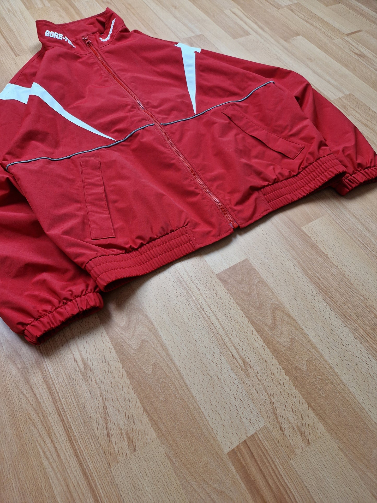 RARE Supreme Gore-tex Court Track Jacket (L)