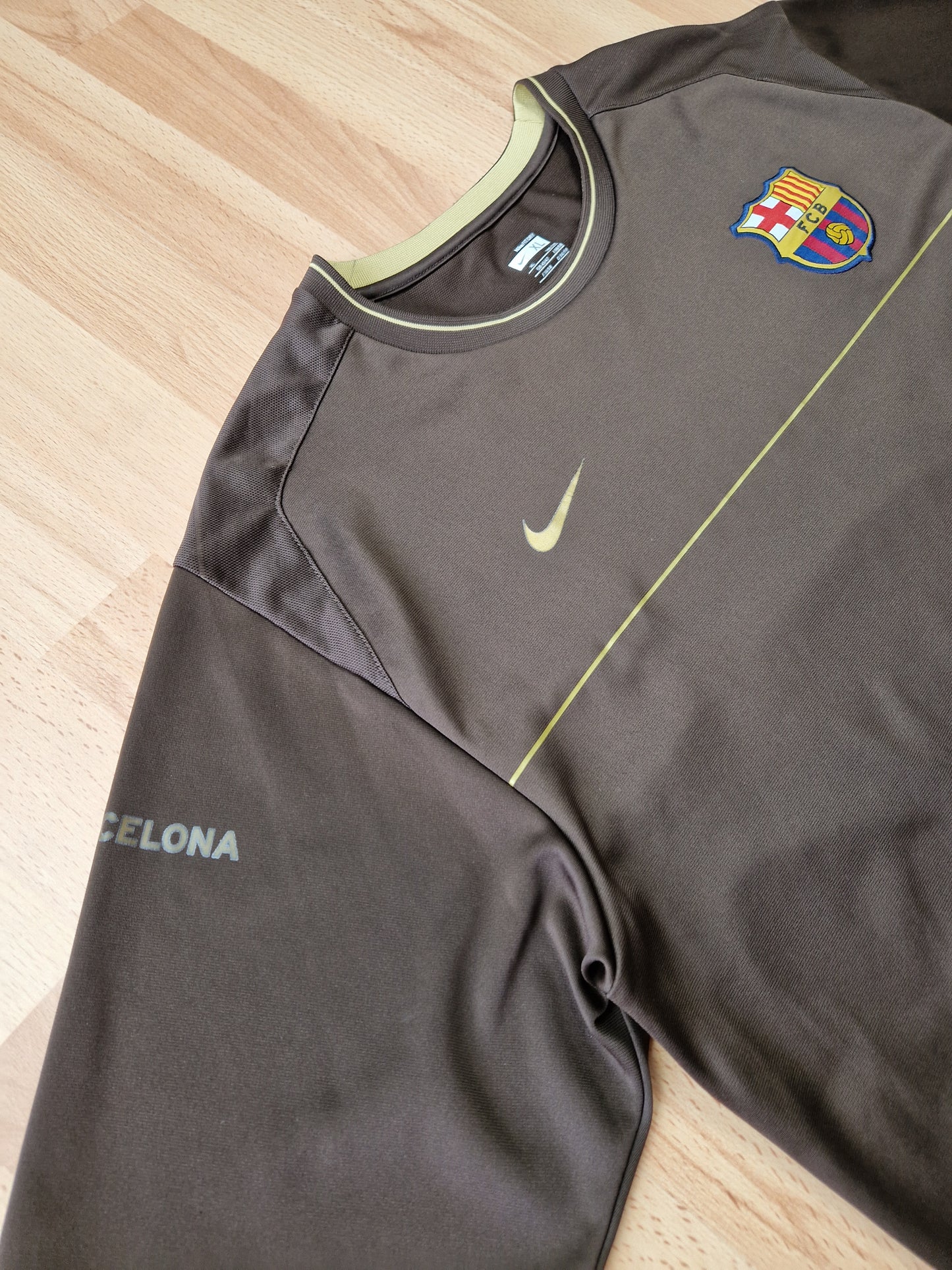 08-09 Nike Barcelona Training Kit (L/XL)