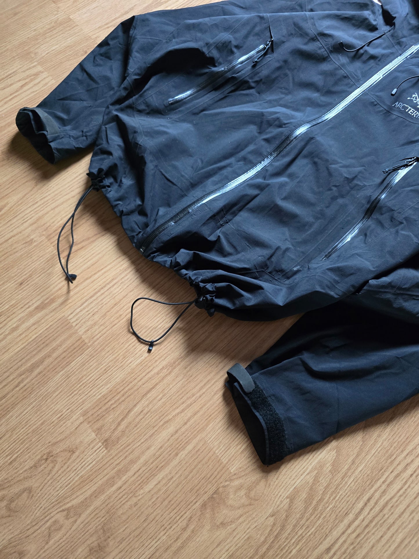 Arc'teryx 2015 Beta SL Gore-tex Jacket (L)
