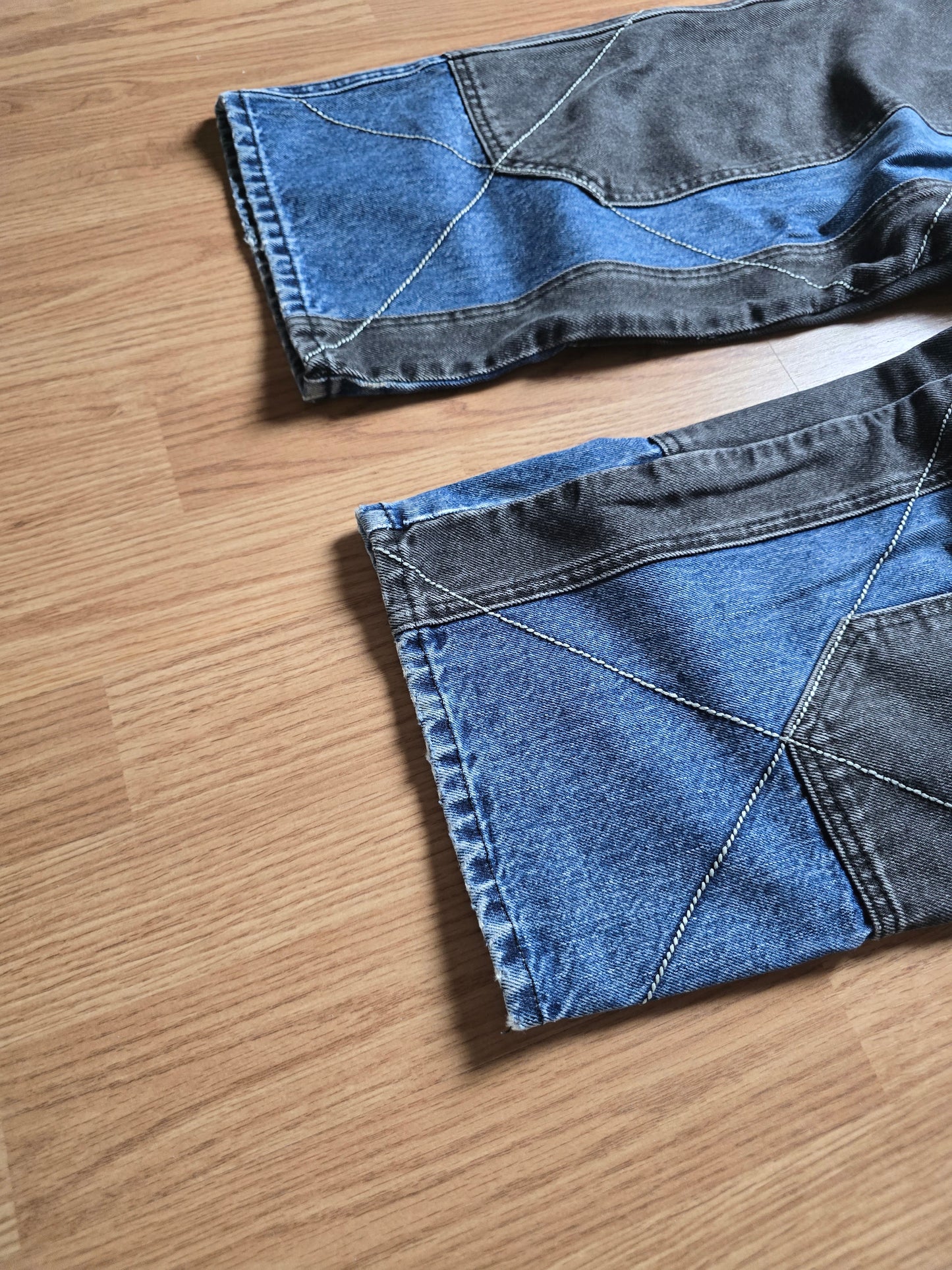 RARE Supreme 2-Tone Panelled Denim Jeans (34x31)