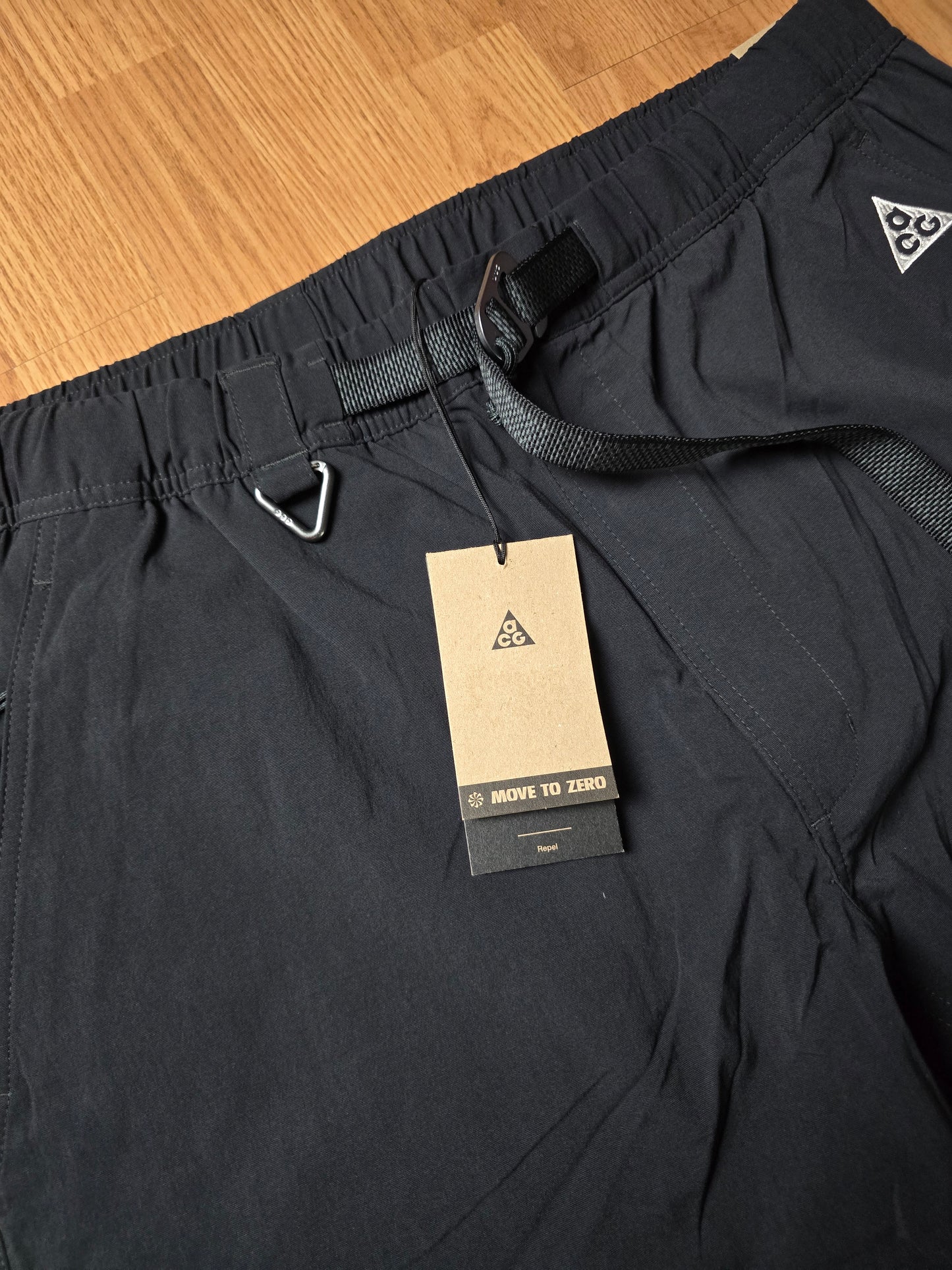 Nike ACG UV Hike Lightweight Technical Belted Shell Pants (XL)