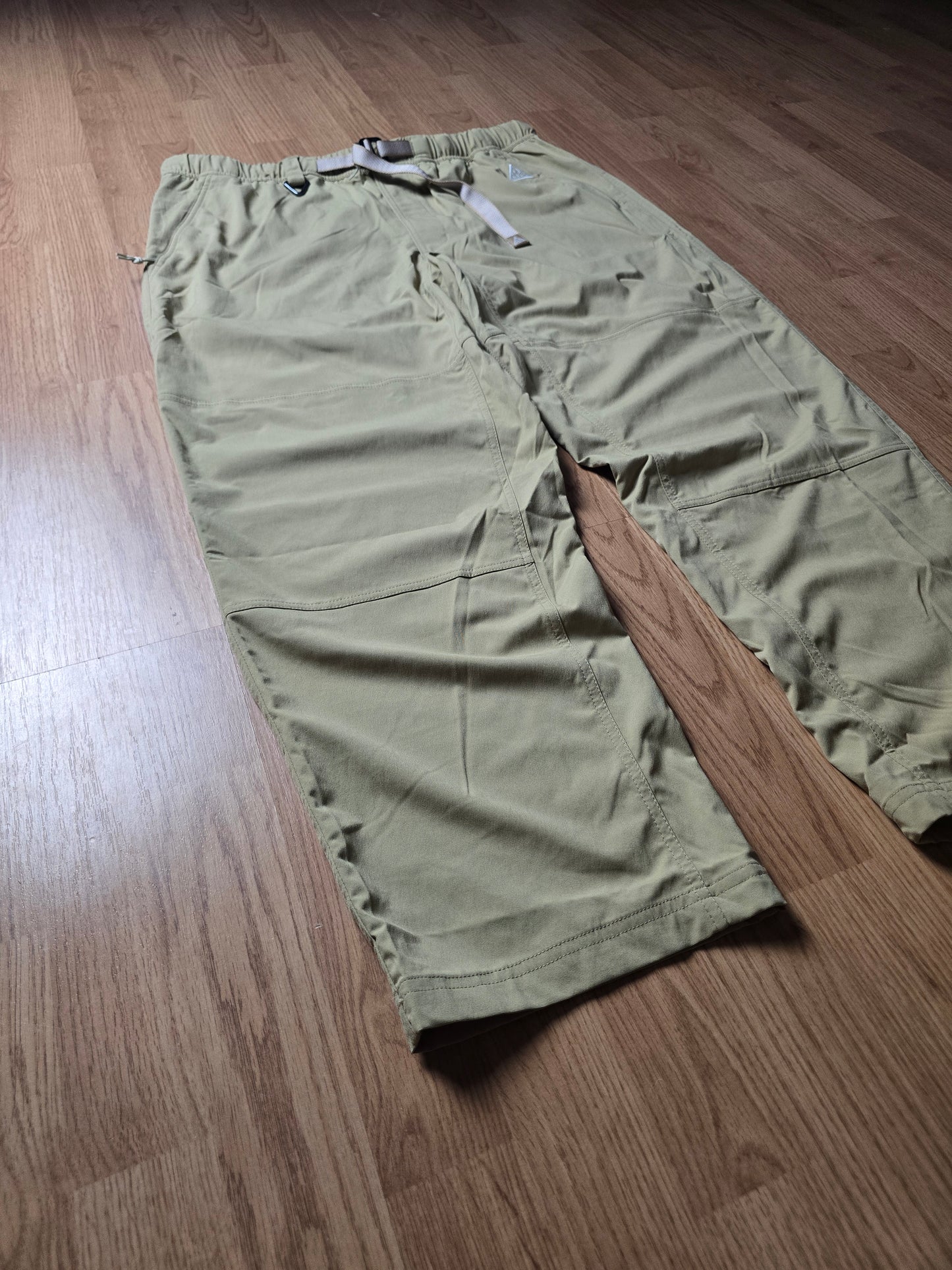 Nike ACG UV Hike Lightweight Technical Belted Shell Pants (XL)
