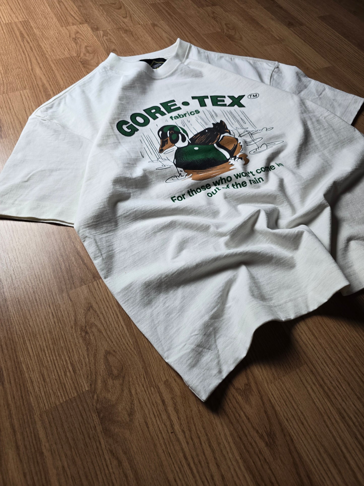 Gore-tex Vintage Inspired T-shirt (L)