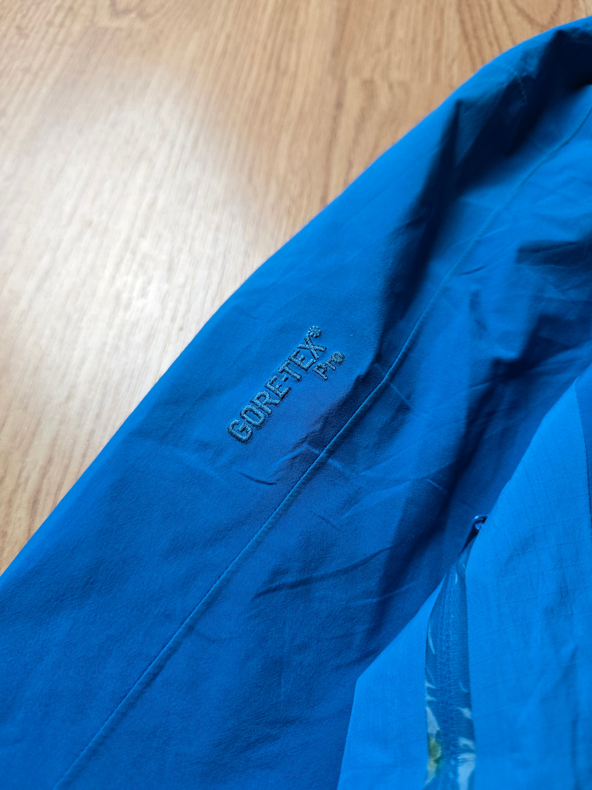 Arc'teryx Rush Gore-tex 2-Tone Shell Jacket (S/M)