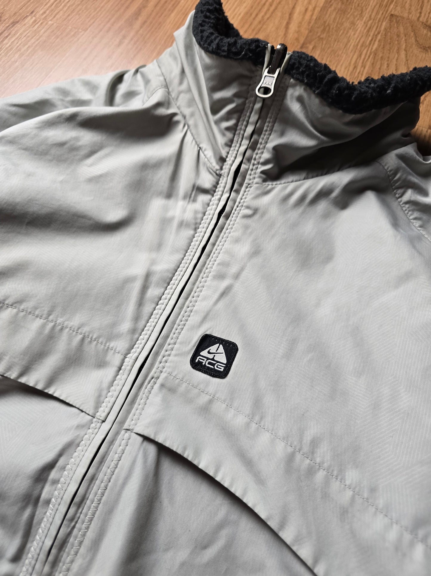 00s Nike ACG Reversible Heavyweight 2-Tone Fleece Jacket (M/L)