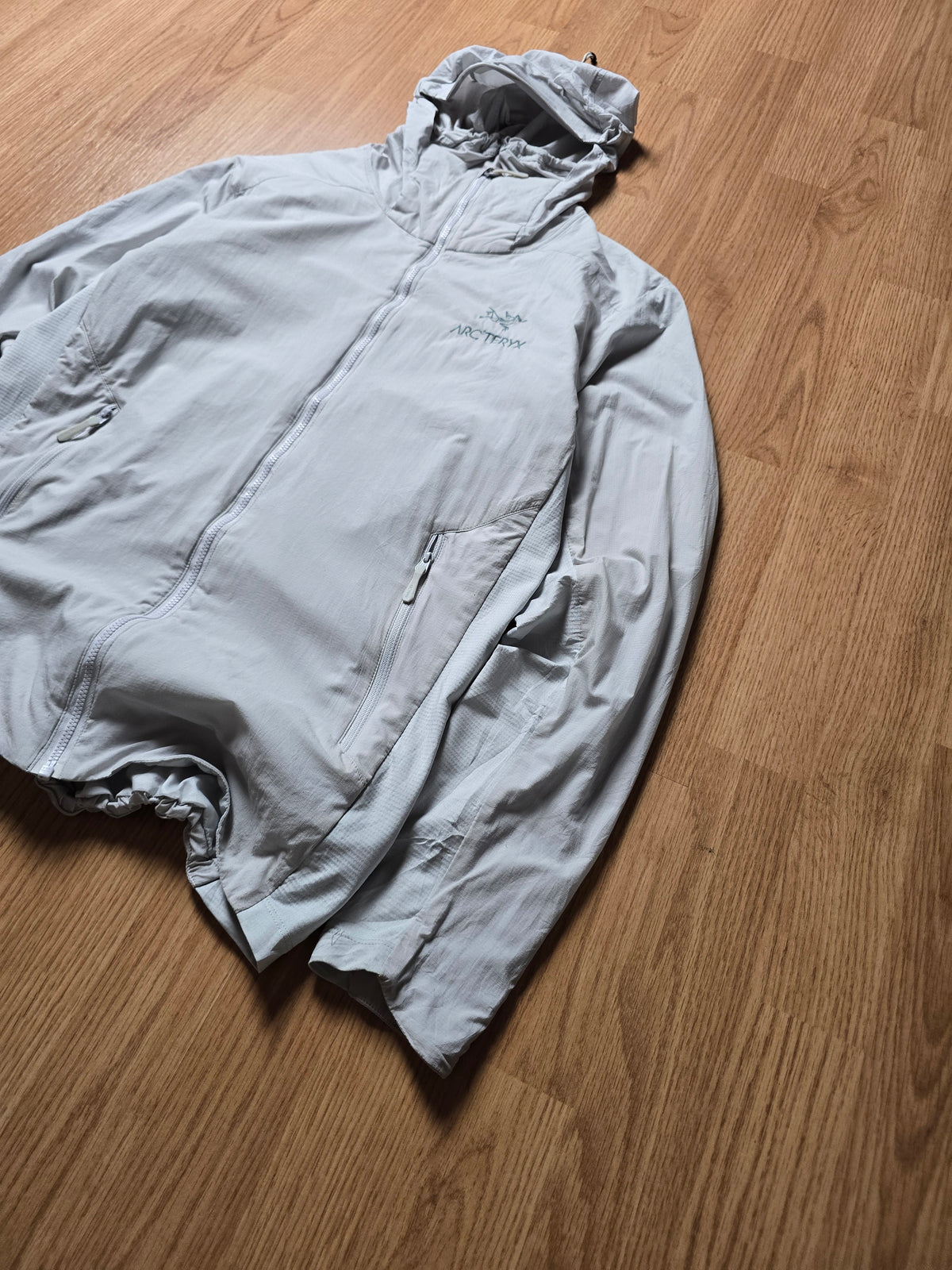 Arc'teryx 2024 'Atom SL Hoody' Jacket (XS/S)