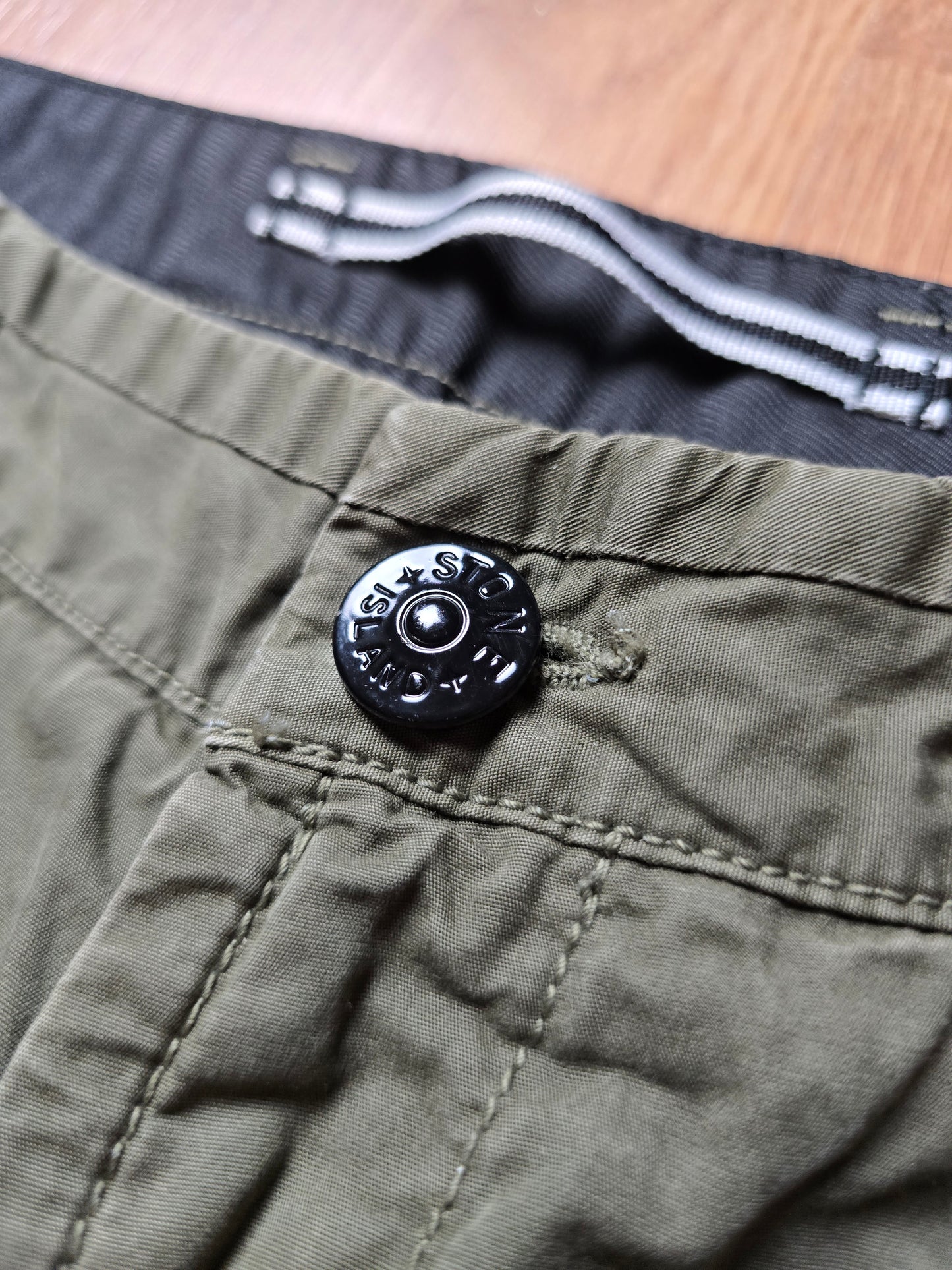 Stone Island Bermuda Cargo Shorts (W30)