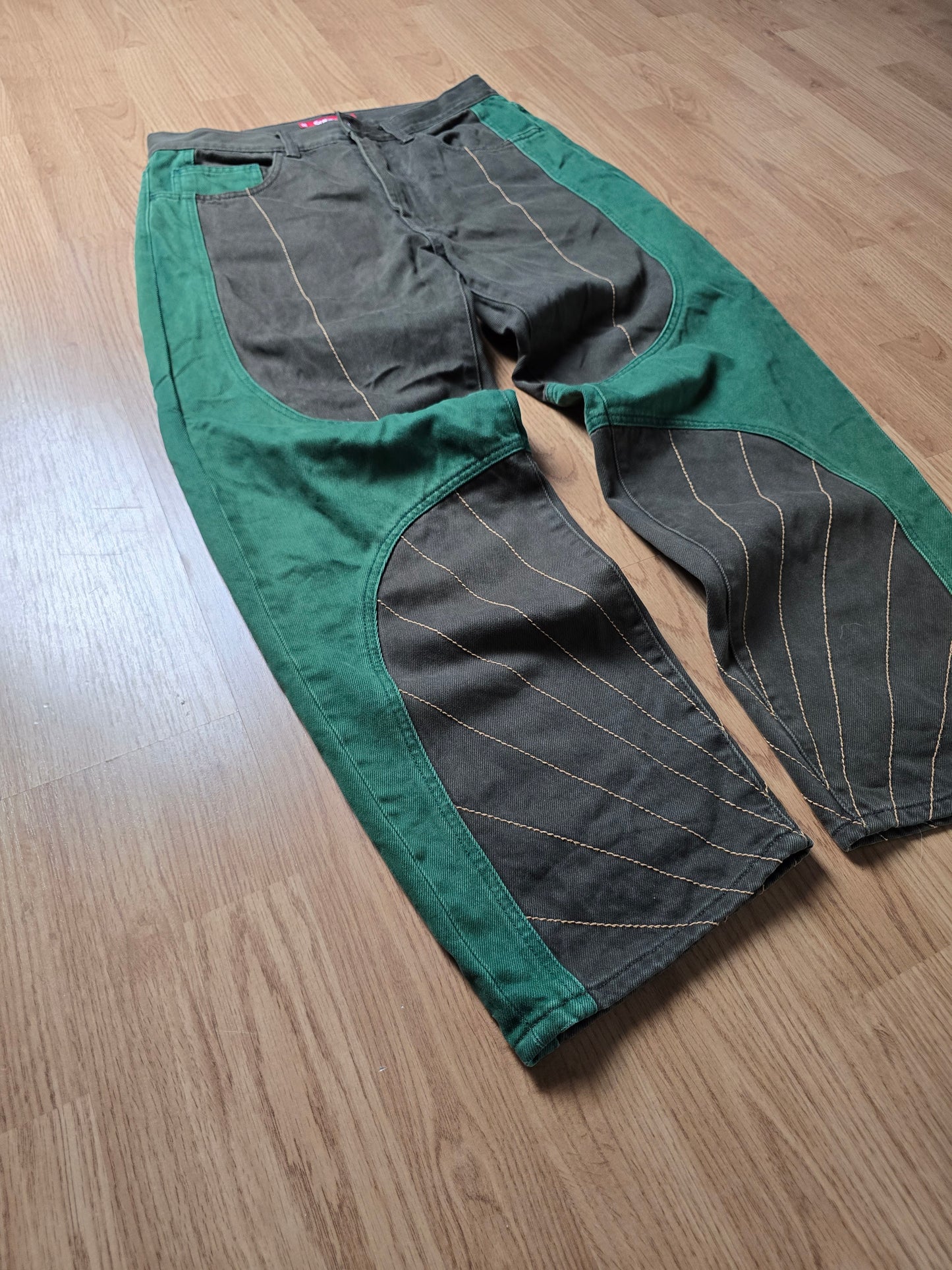 Supreme Radial Embroidered Loose Fit Jeans (32x30)