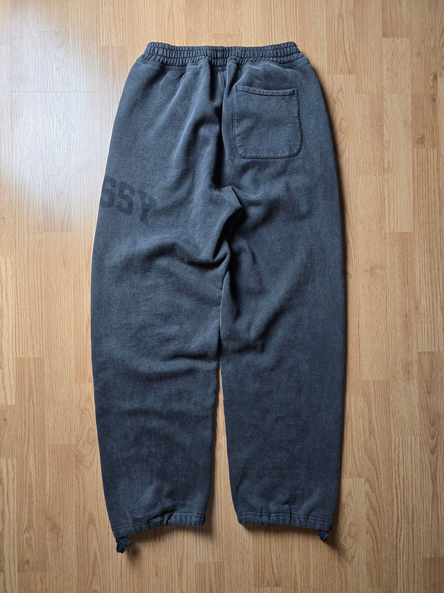 Stussy Baggy Faded Graphic Fleec Pant/Joggers (M)