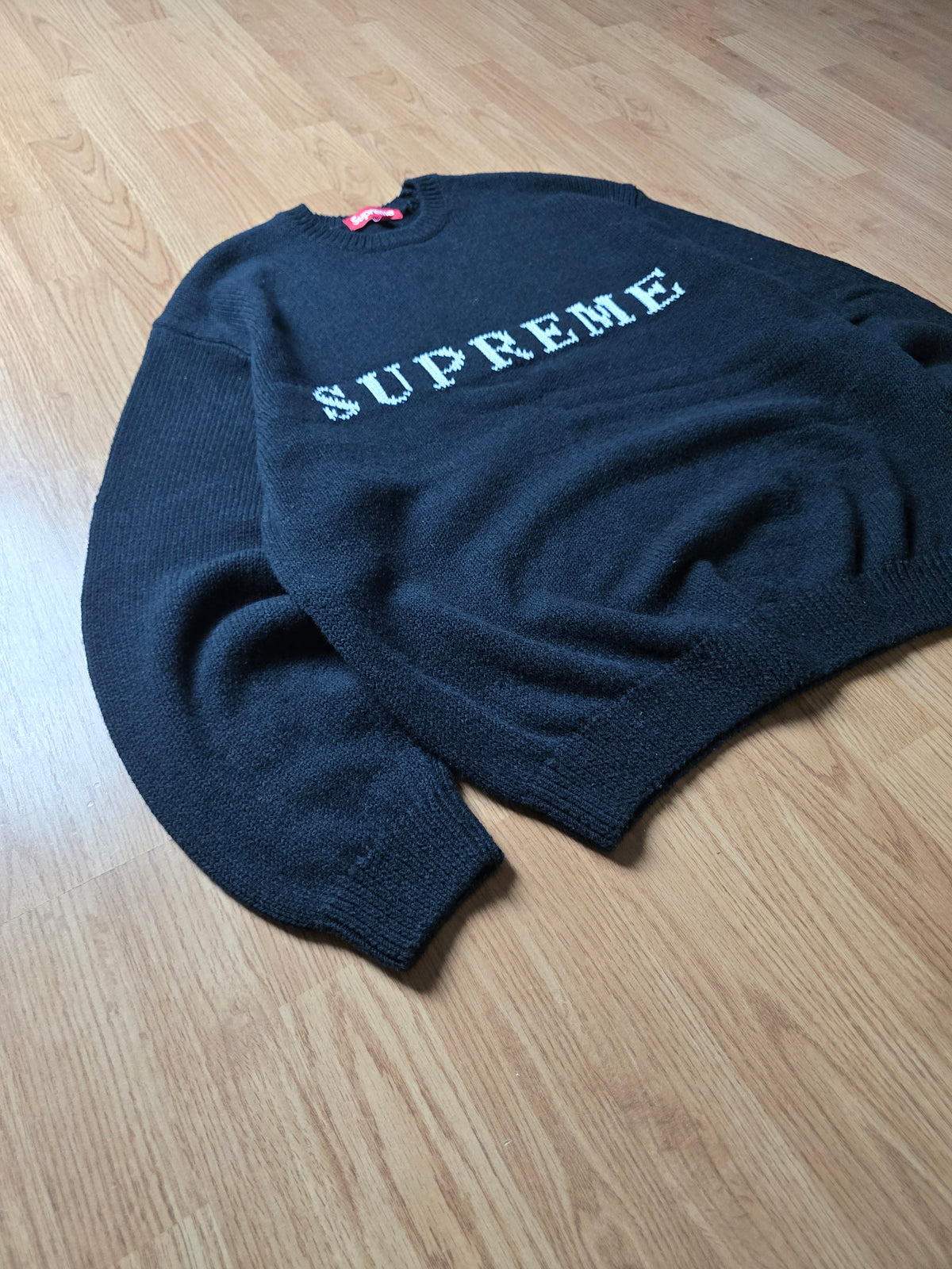 Supreme SS25 Contrast Logo Knit Sweater (L)