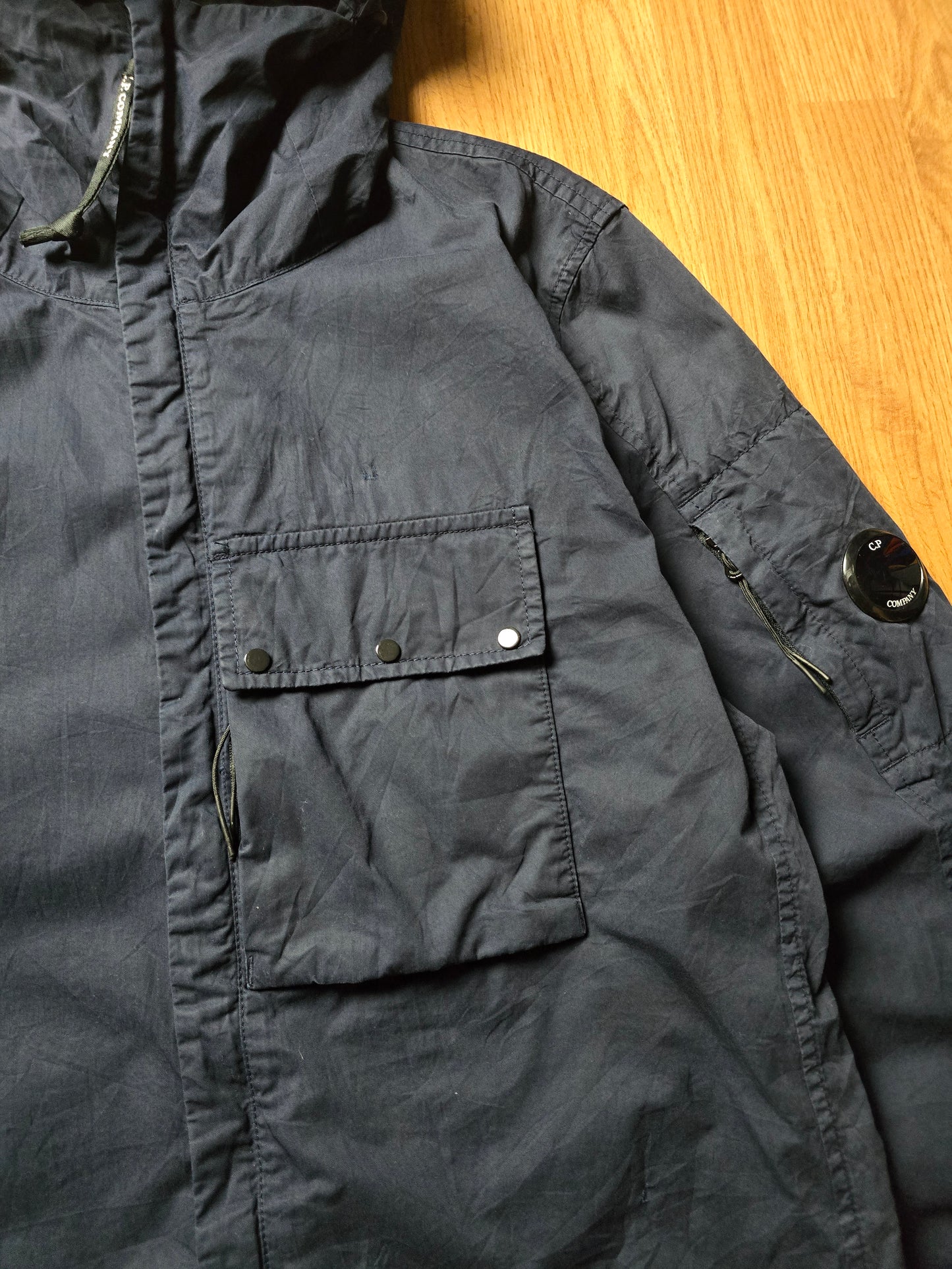 C.P. Company Hooded Gabardine Arm Lens Zip Shirt Jacket (M/L)