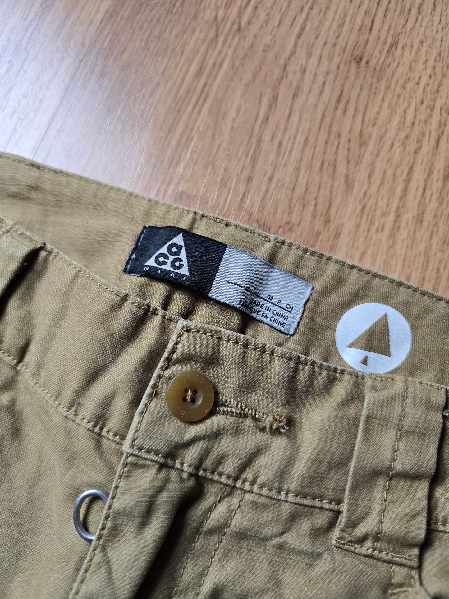 00s Nike ACG Cargo Pants (30x32)