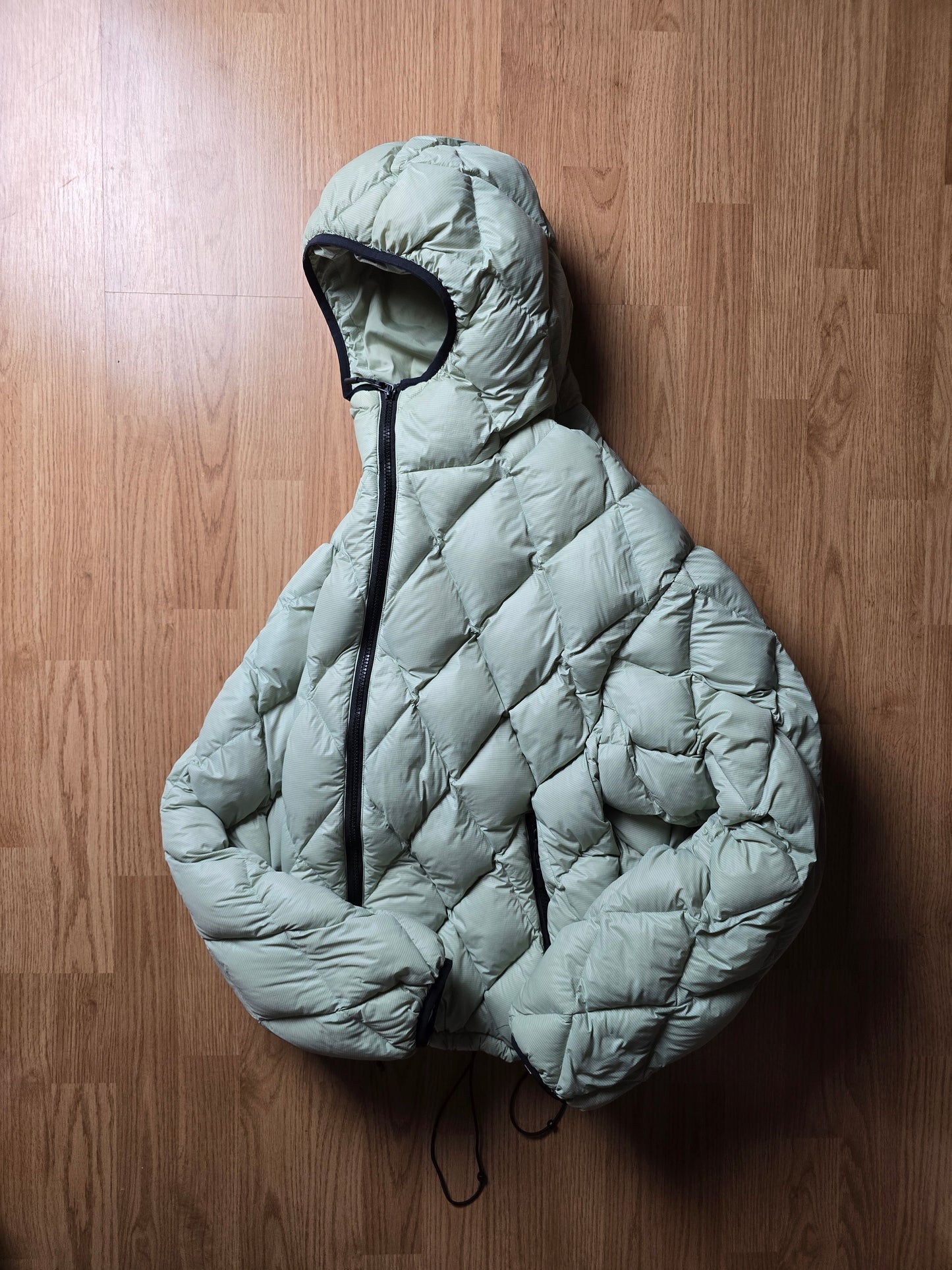 MKI Miyuki Zoku Diamond Shell-Down Hooded Bubble Puffer Jacket (M/L)