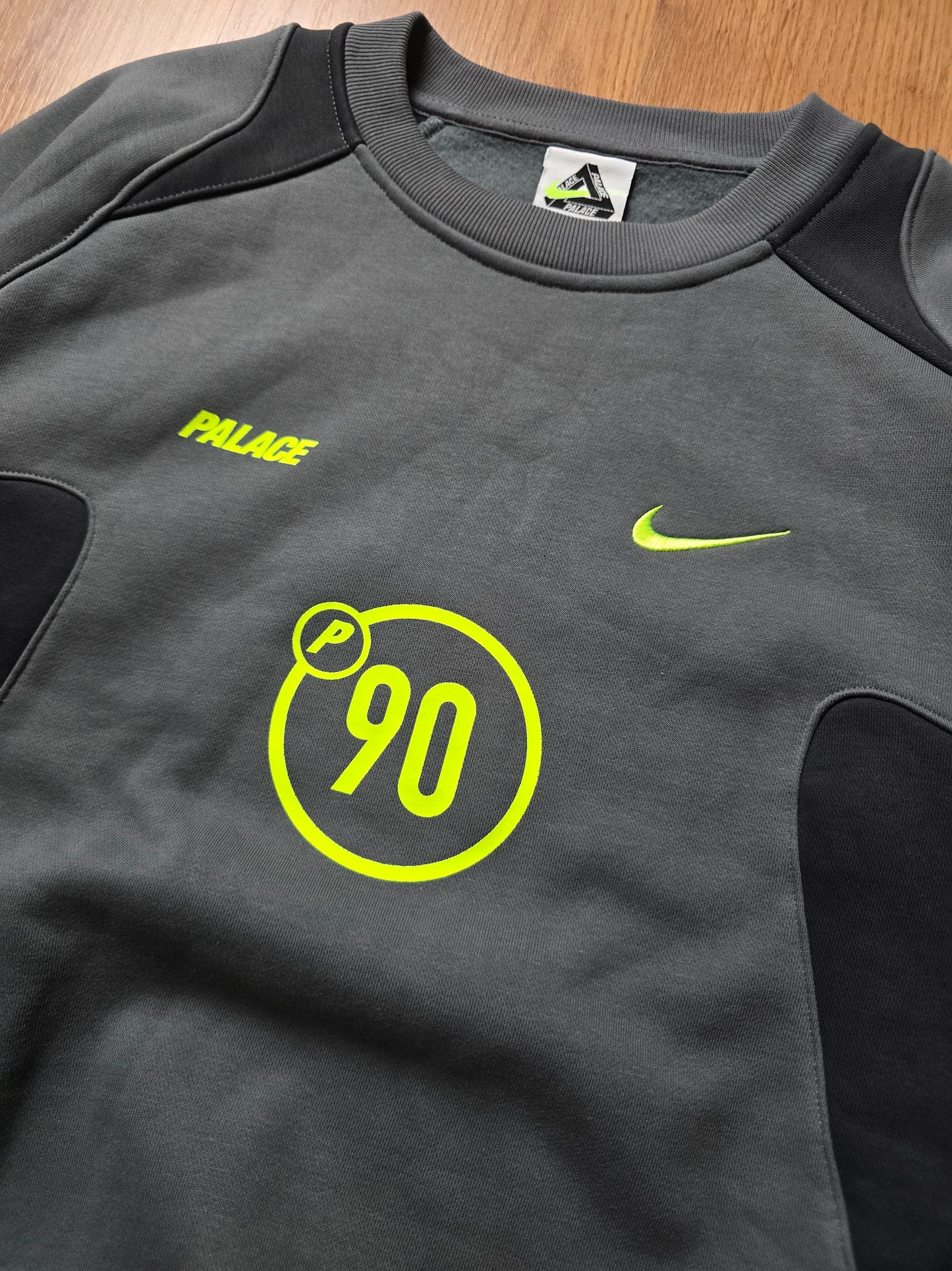 Palace x Nike Total P90 Crew Sweatshirt (L)