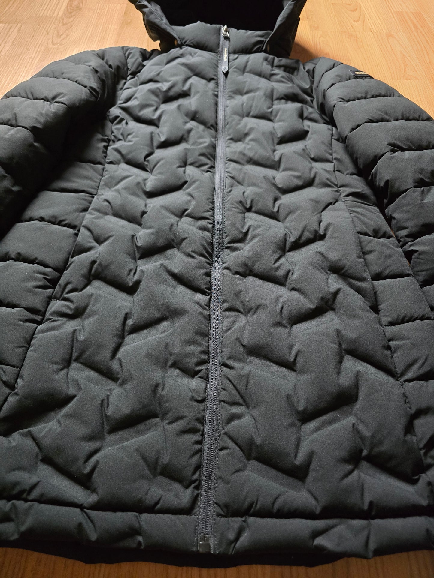 W/ Montbell High Frequency Insulated Parka Jacket (S)