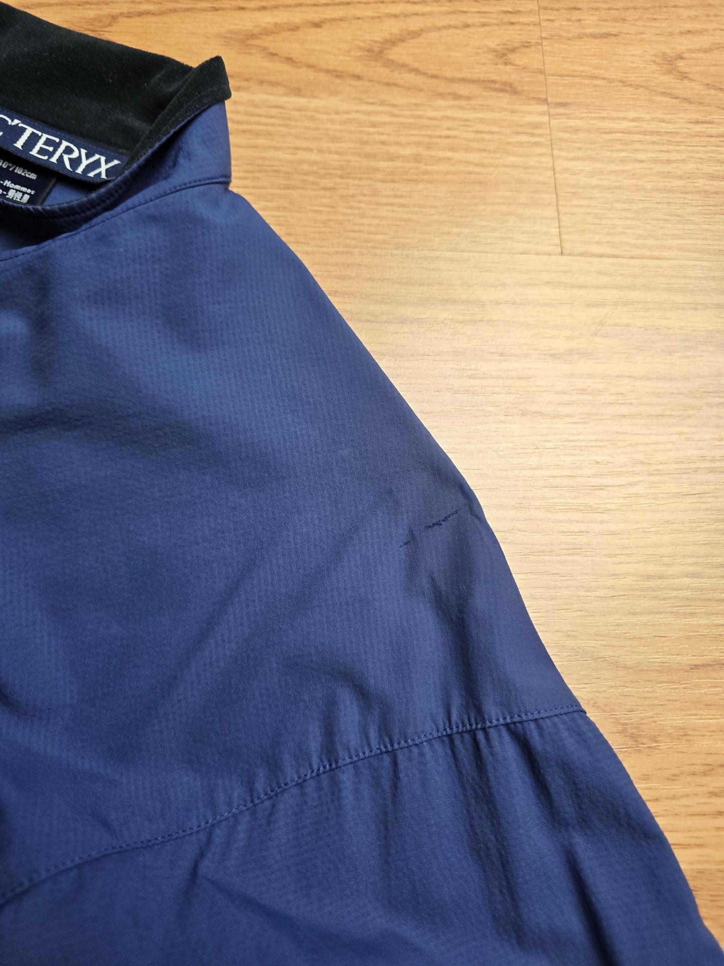Arc'teryx 'Squamish' Lightweight Jacket (M)