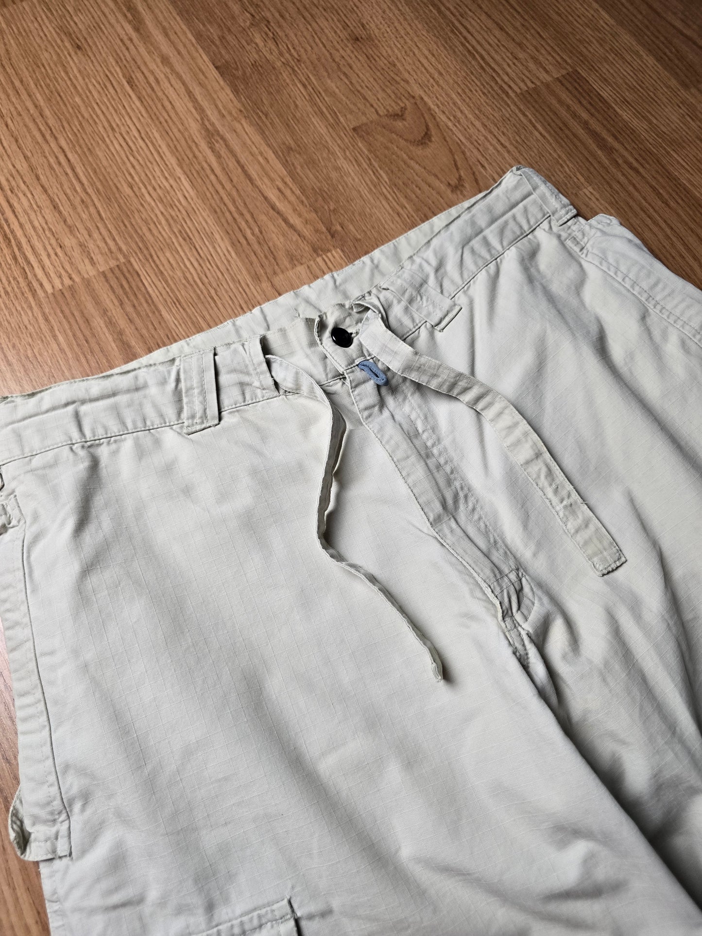 Vintage Nike ACG Baggy Technical Cargo Pants (M)
