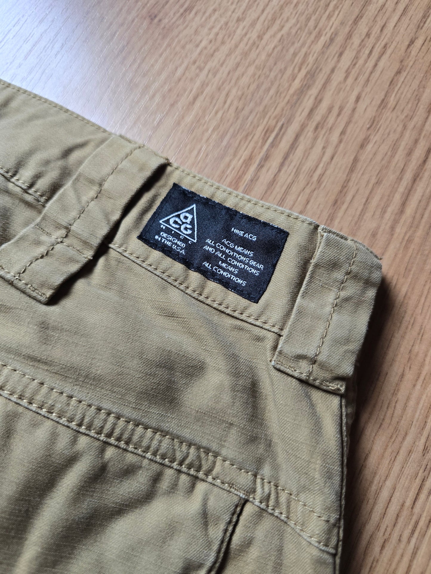 00s Nike ACG Cargo Pants (30x32)