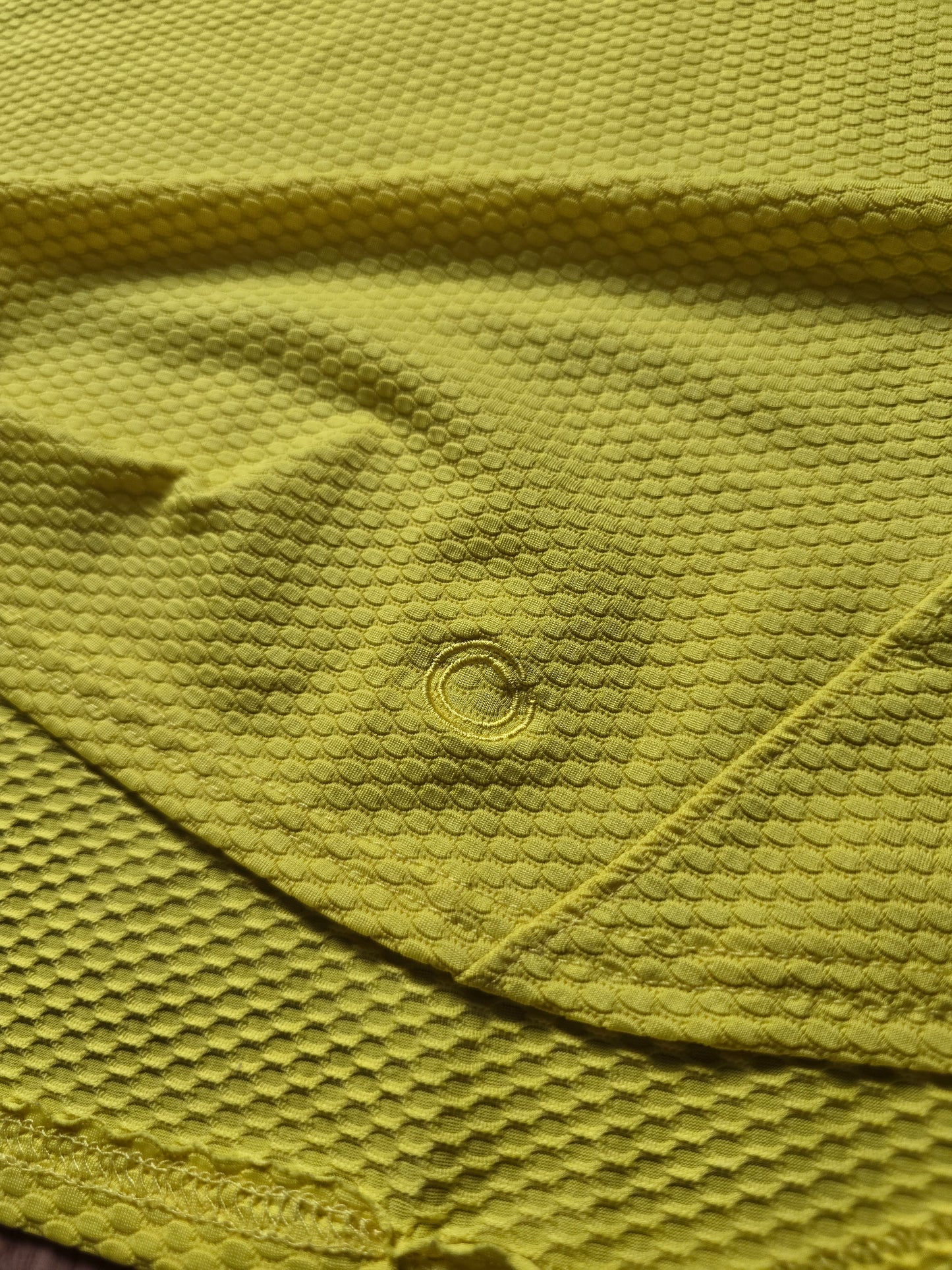 2000s Nike Sphere Textured Thermal Tee (M)
