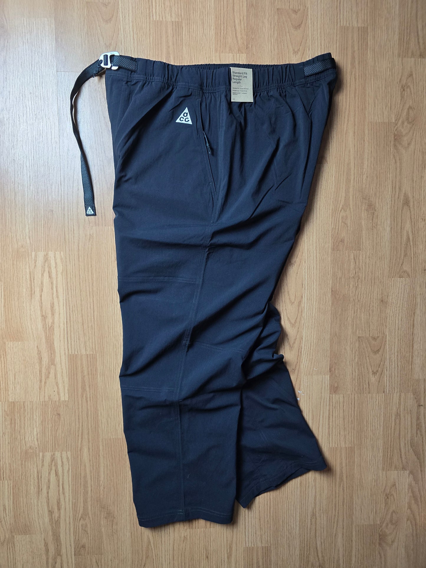 Nike ACG UV Hike Lightweight Technical Belted Shell Pants (XL)