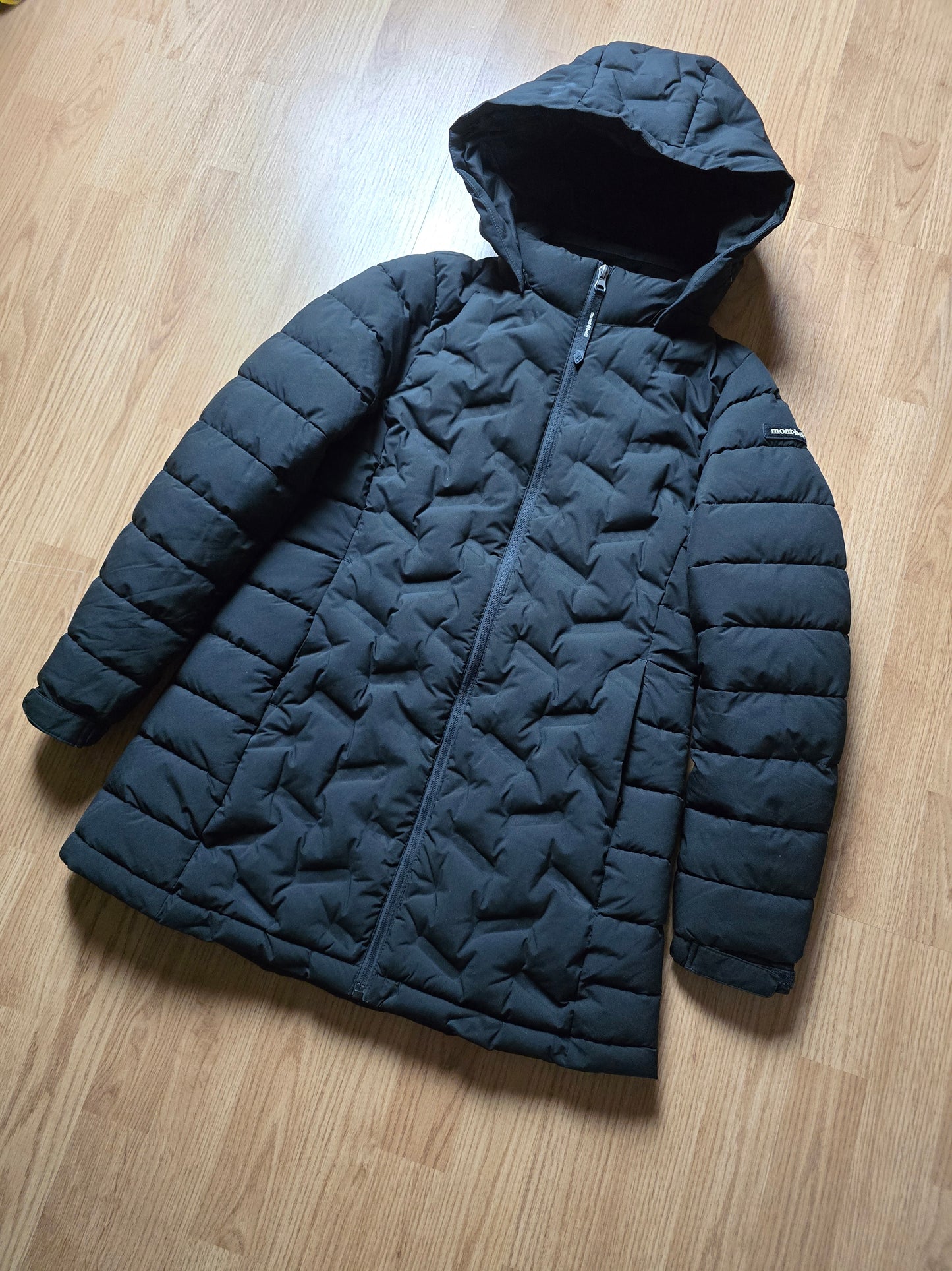 W/ Montbell High Frequency Insulated Parka Jacket (S)