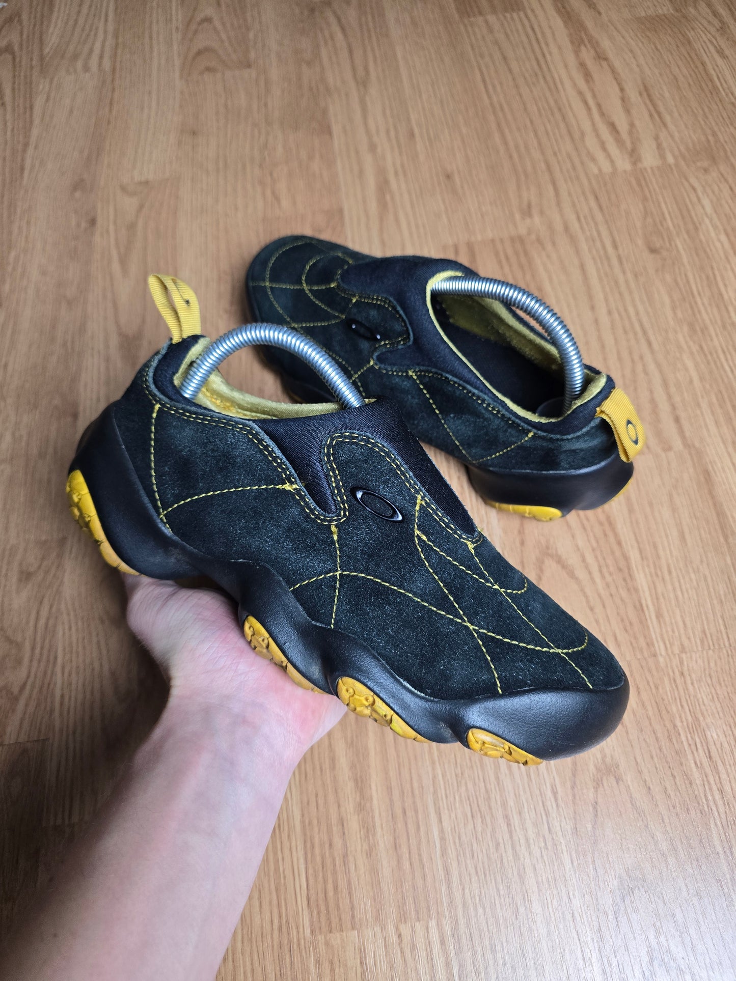 RARE 00s Oakley Bottlecap Flesh Slip On Trainers (UK5)