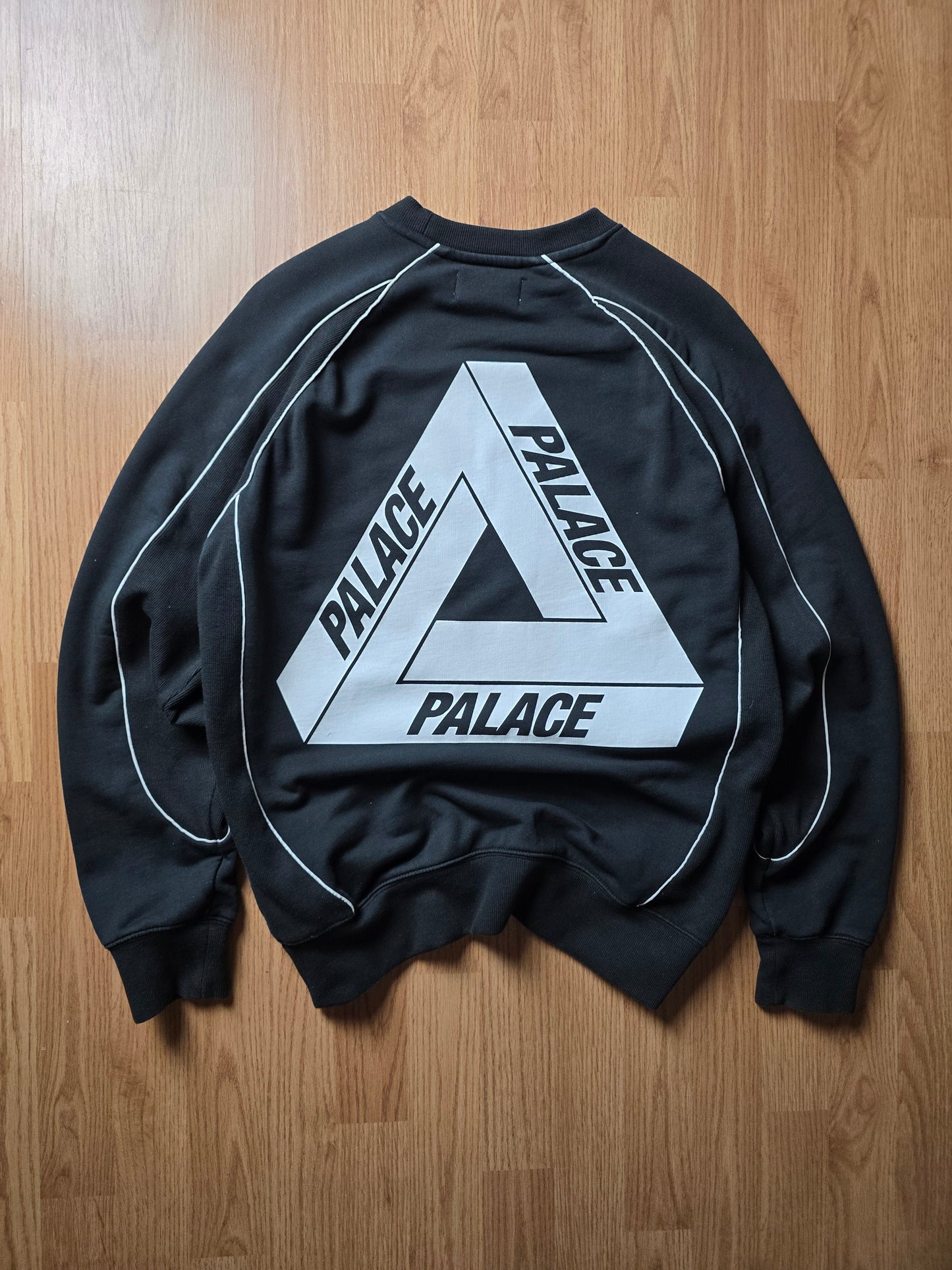 Palace Bowl Out New Zealand Crewneck Sweatshirt (S/M)